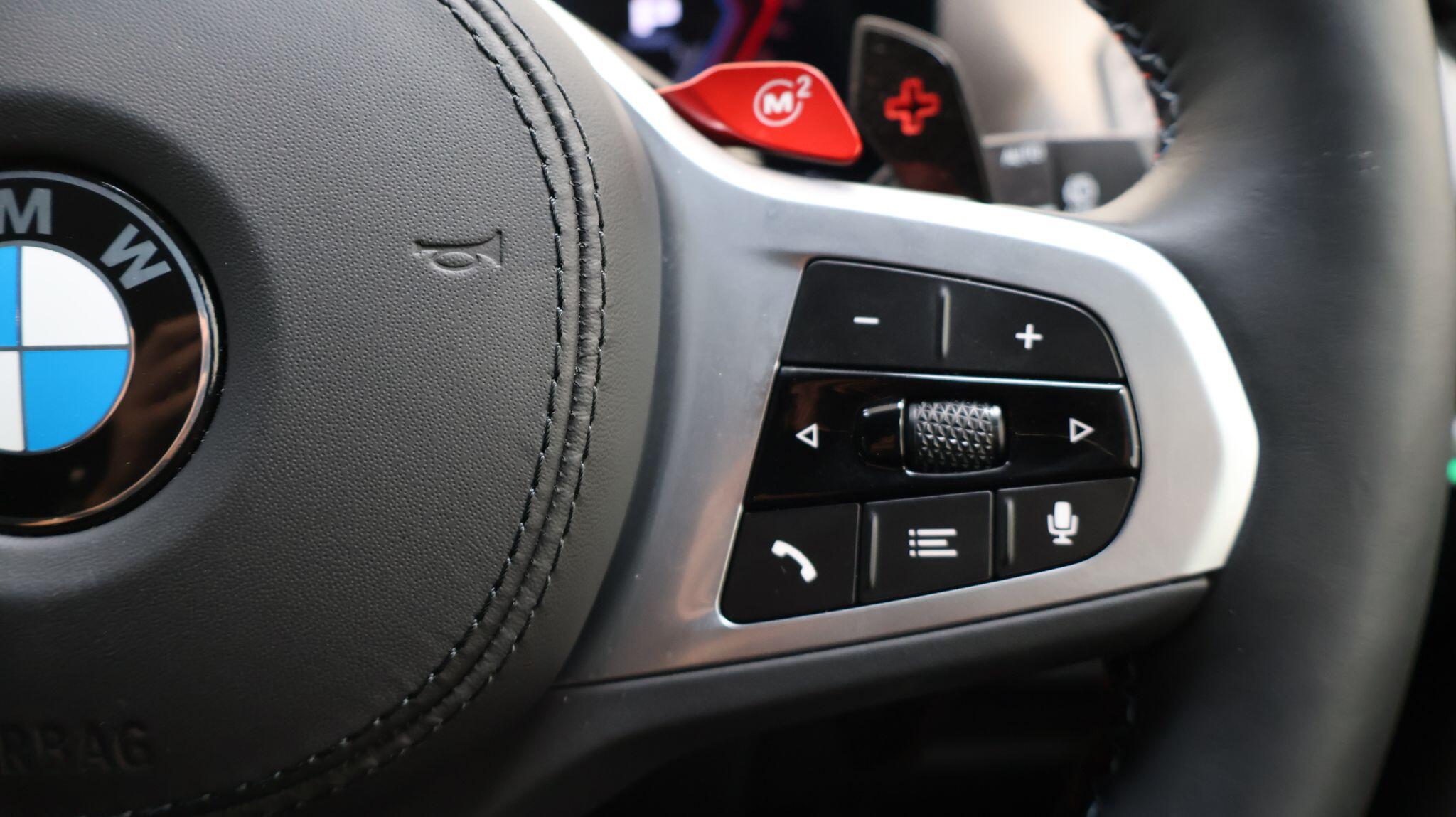 BMW XM view 17