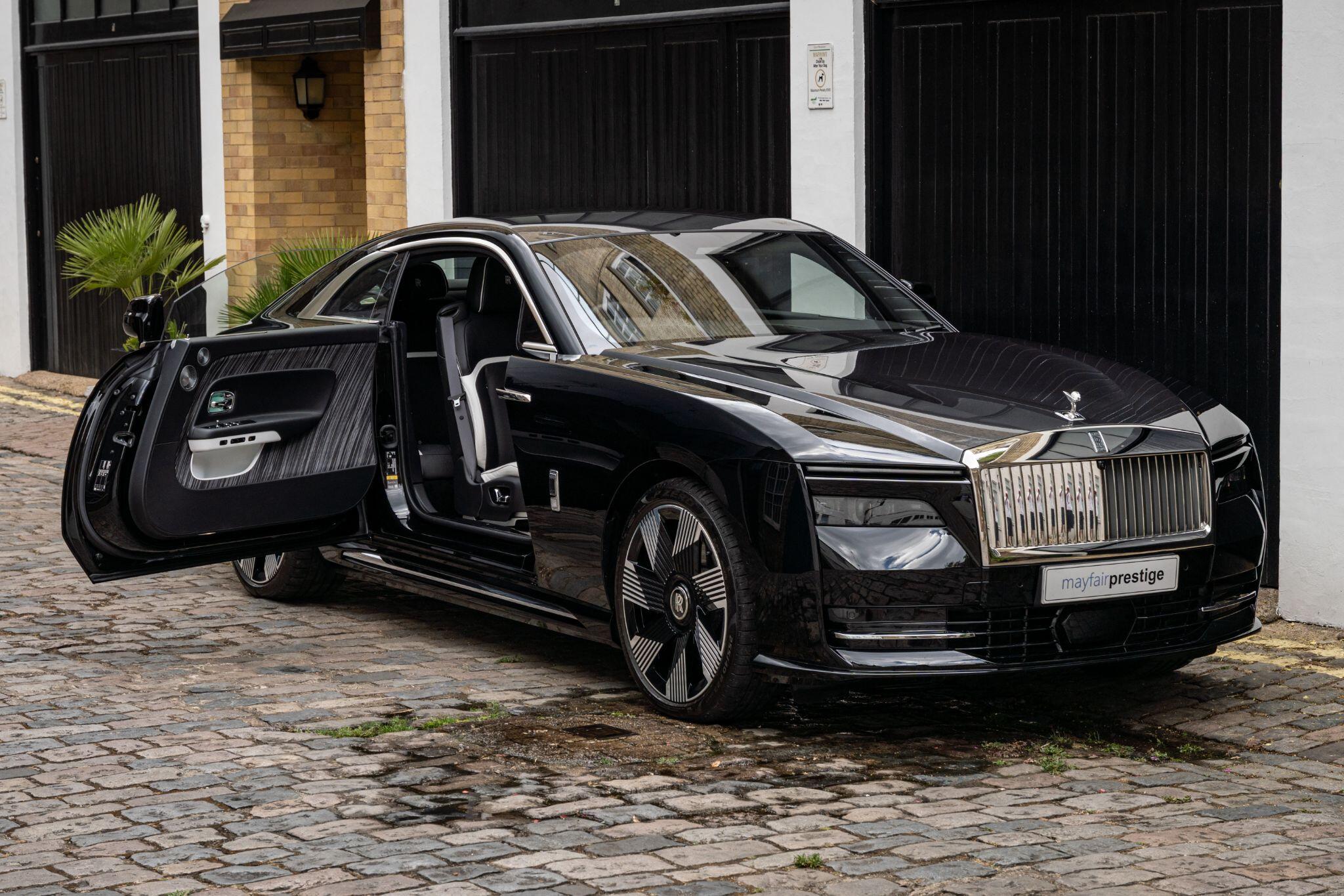 Rolls-Royce Spectre view 7