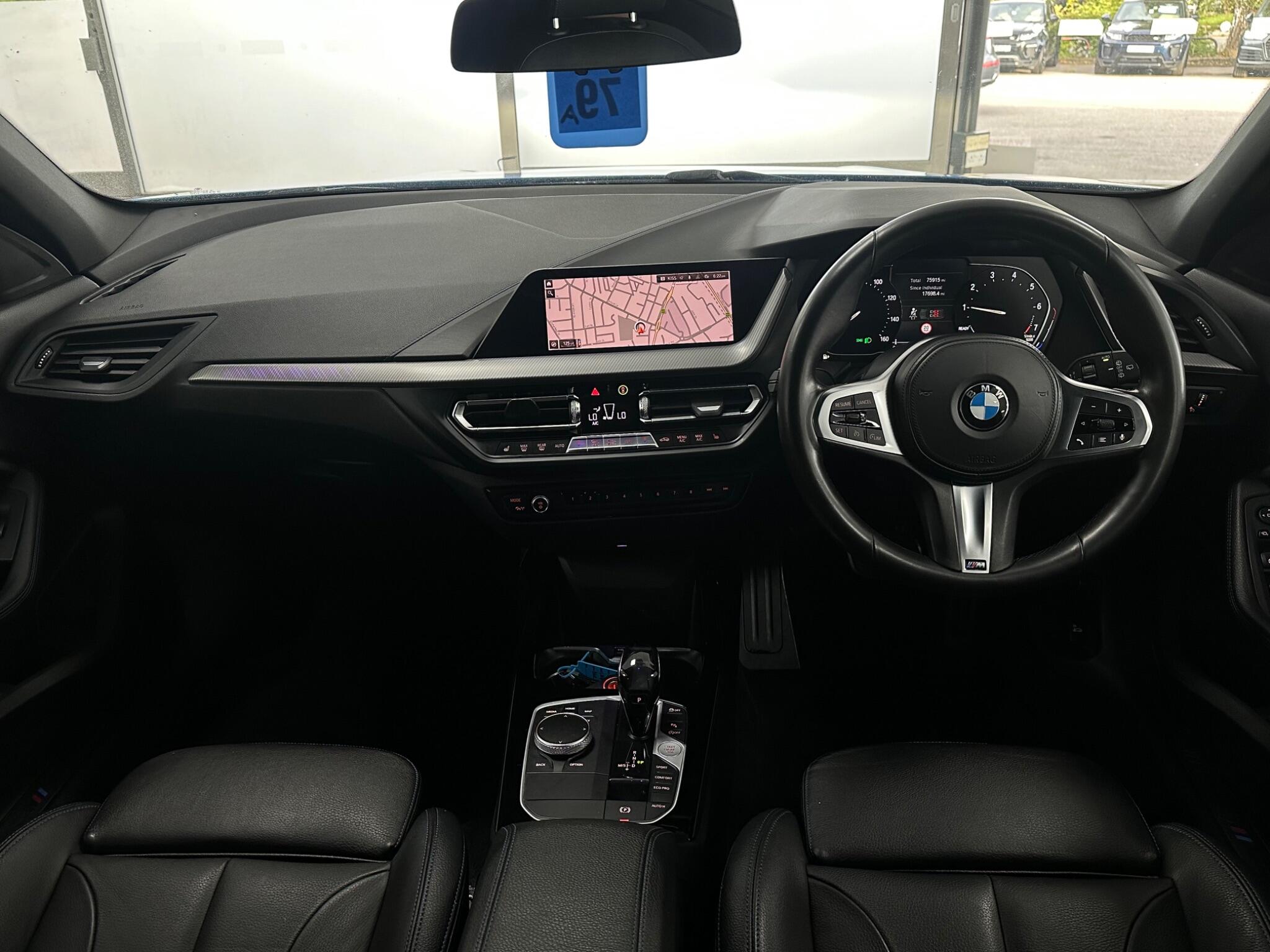 BMW 1 Series view 18