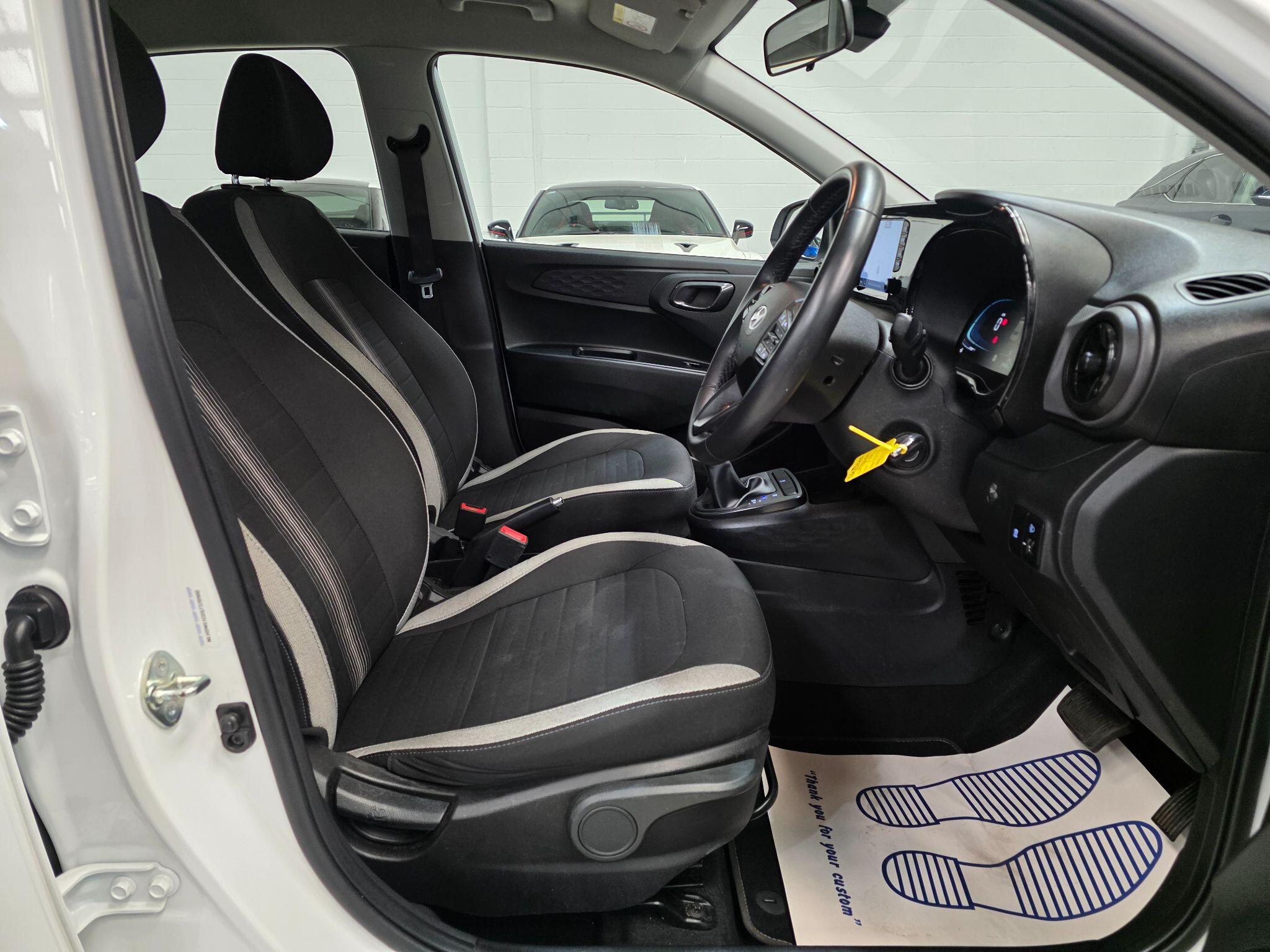 Hyundai I10 view 6