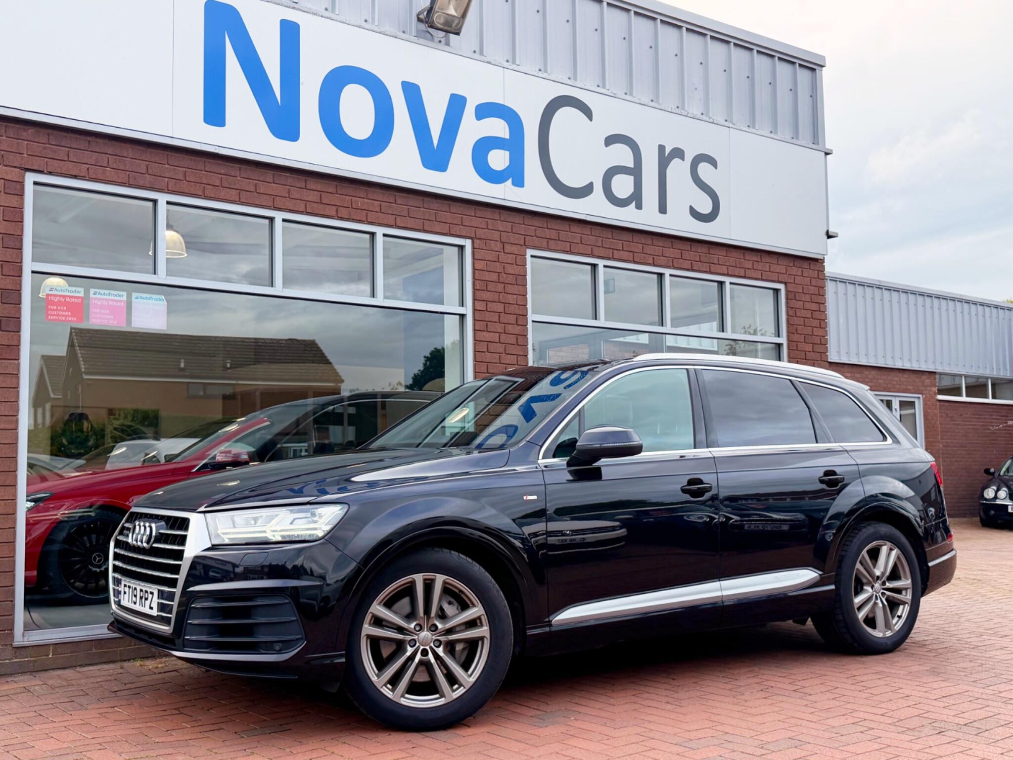 Audi Q7 view 66
