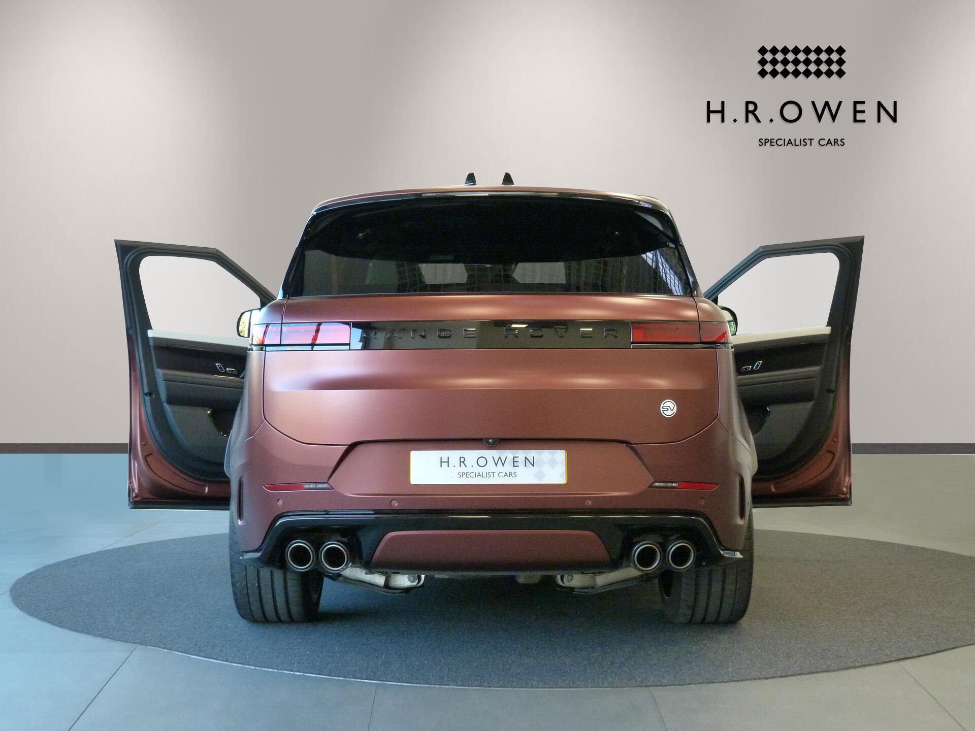 Land Rover Range Rover Sport view 11