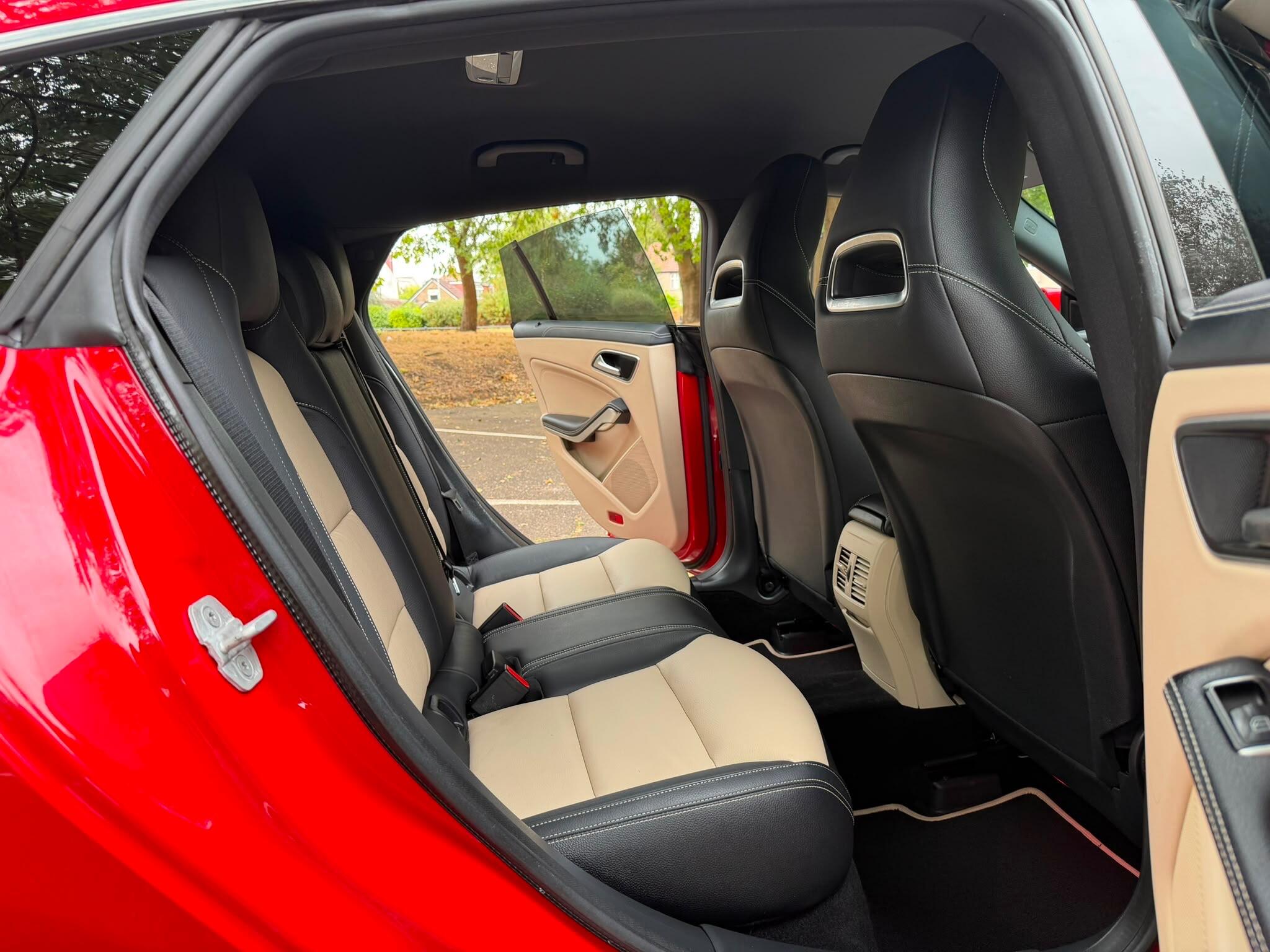 Mercedes-Benz CLA view 18