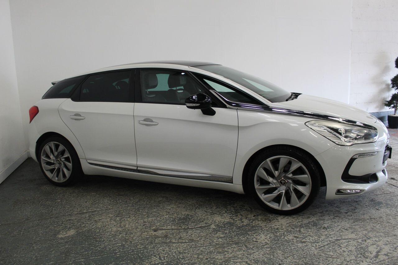 Citroen DS5 view 4