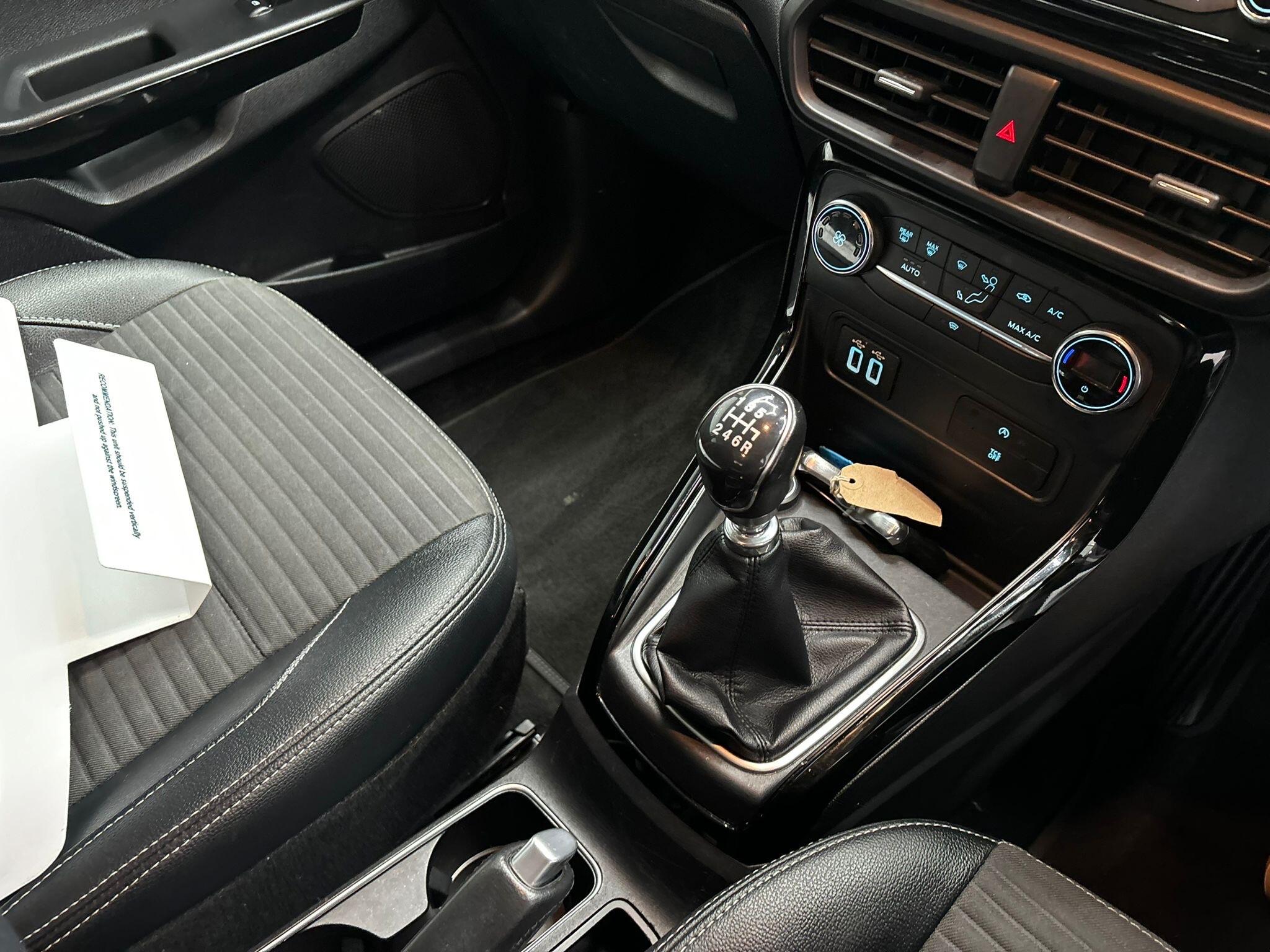 Ford Ecosport view 3