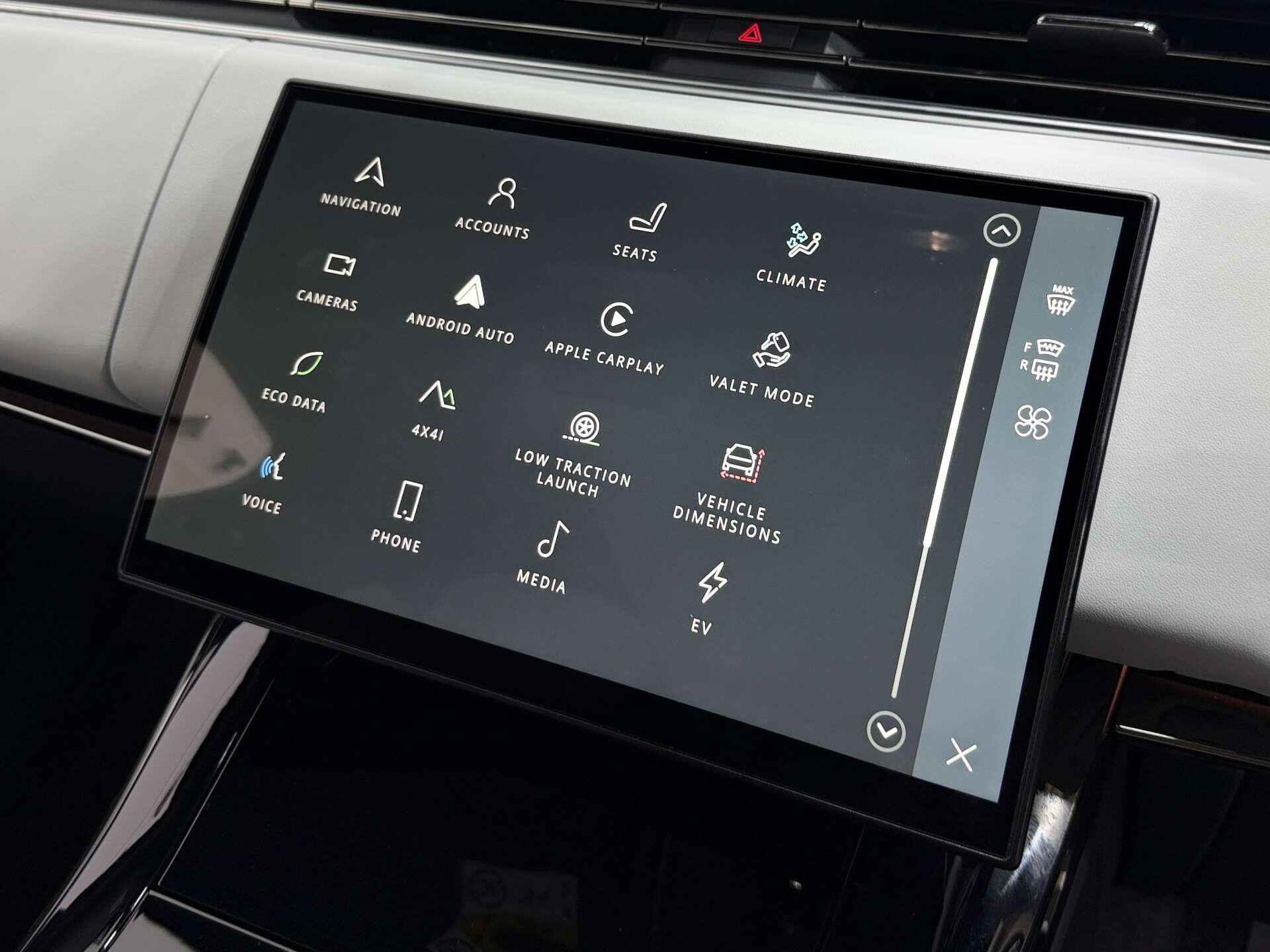 Land Rover Range Rover Sport view 43