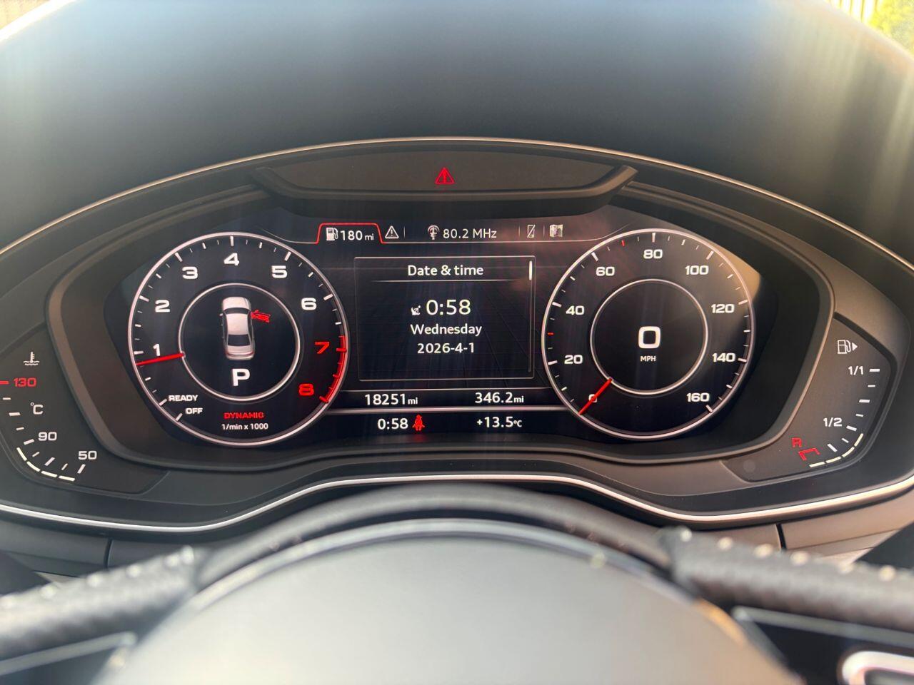 Audi A4 view 28