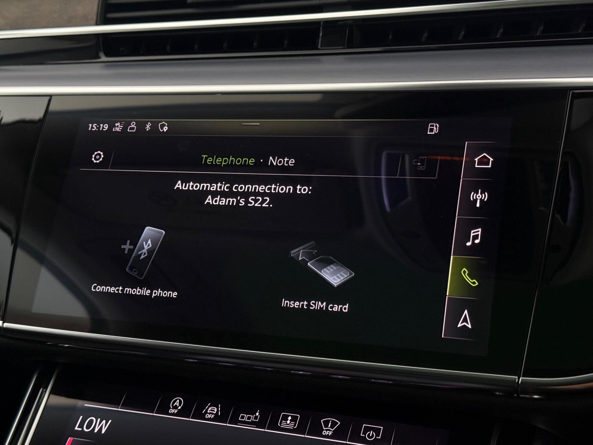 Audi A8 view 29