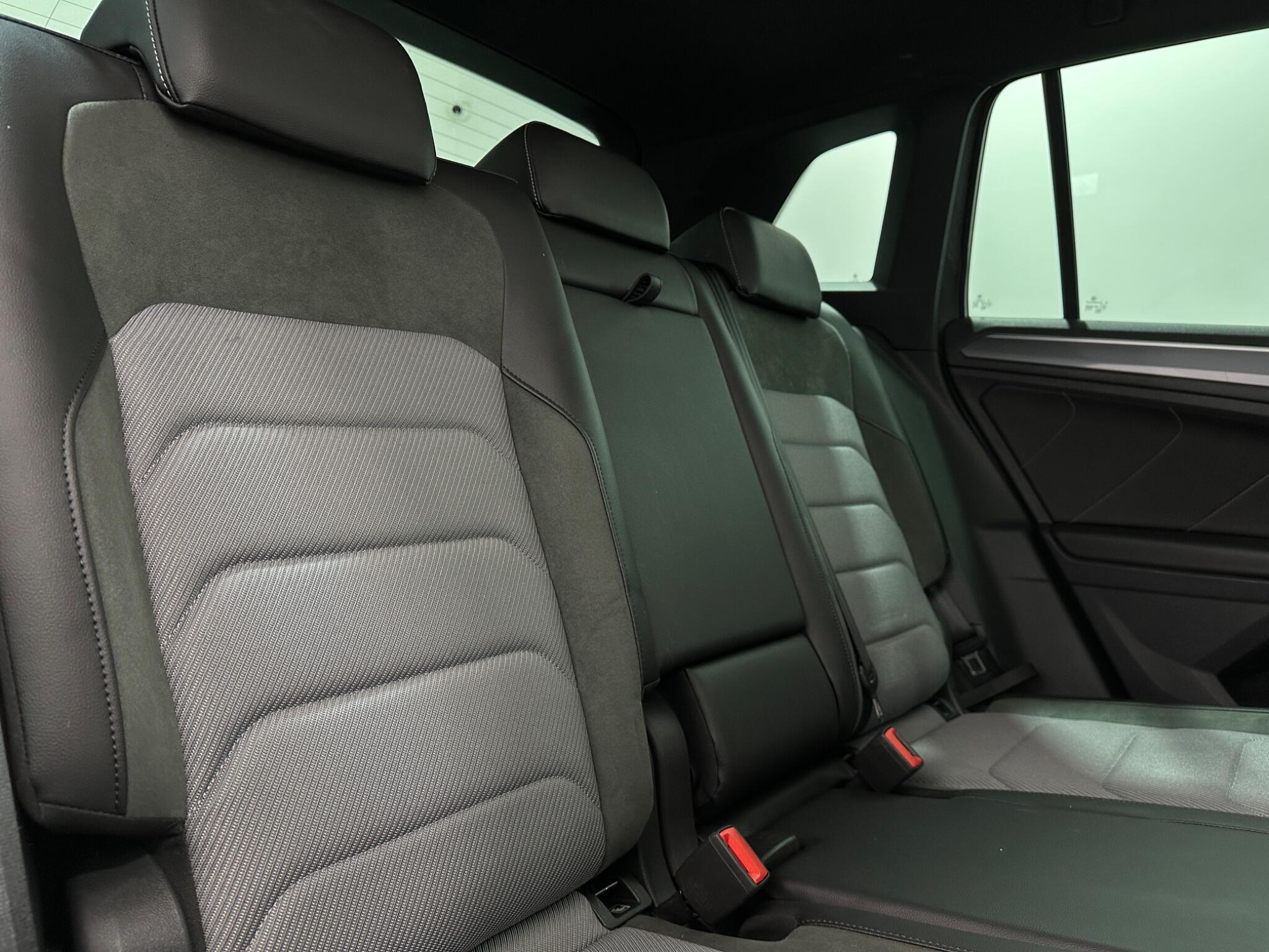 Volkswagen Tiguan view 44