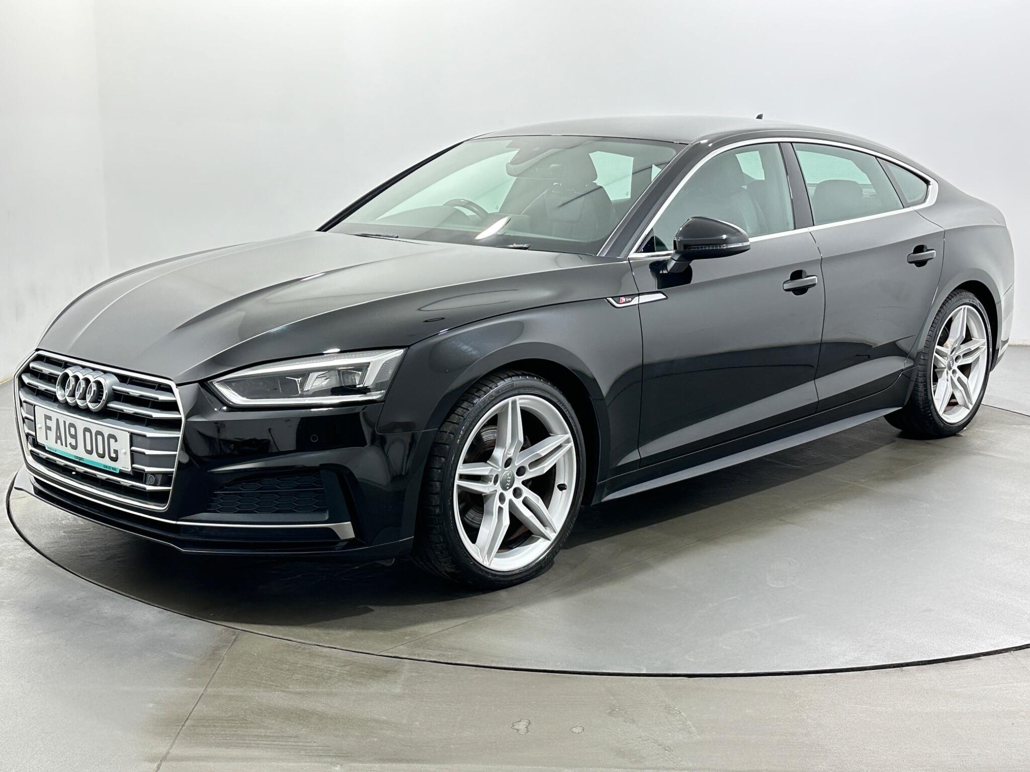Audi A5 view 4