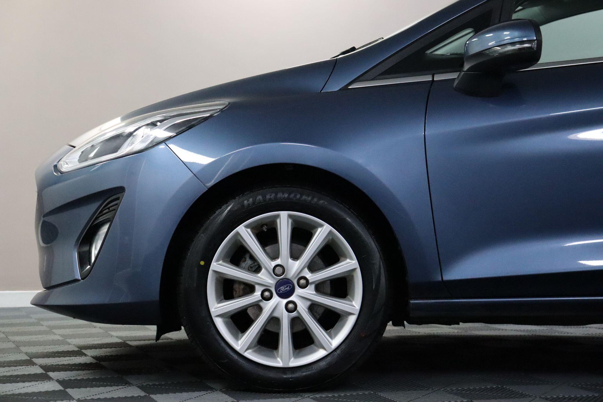 Ford Fiesta view 27