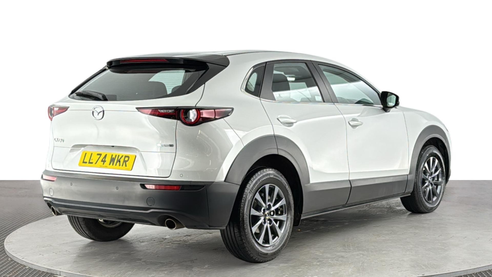 Mazda CX-30 view 4