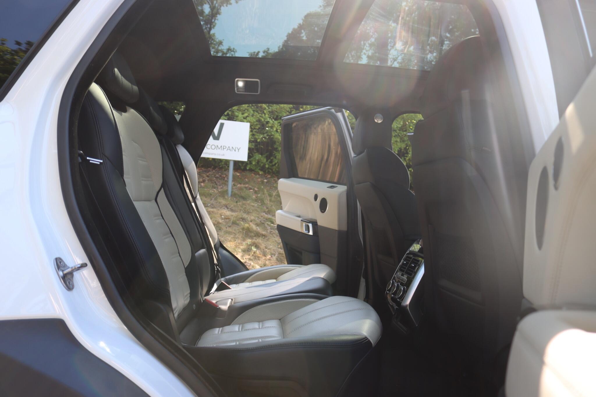 Land Rover Range Rover Sport view 14