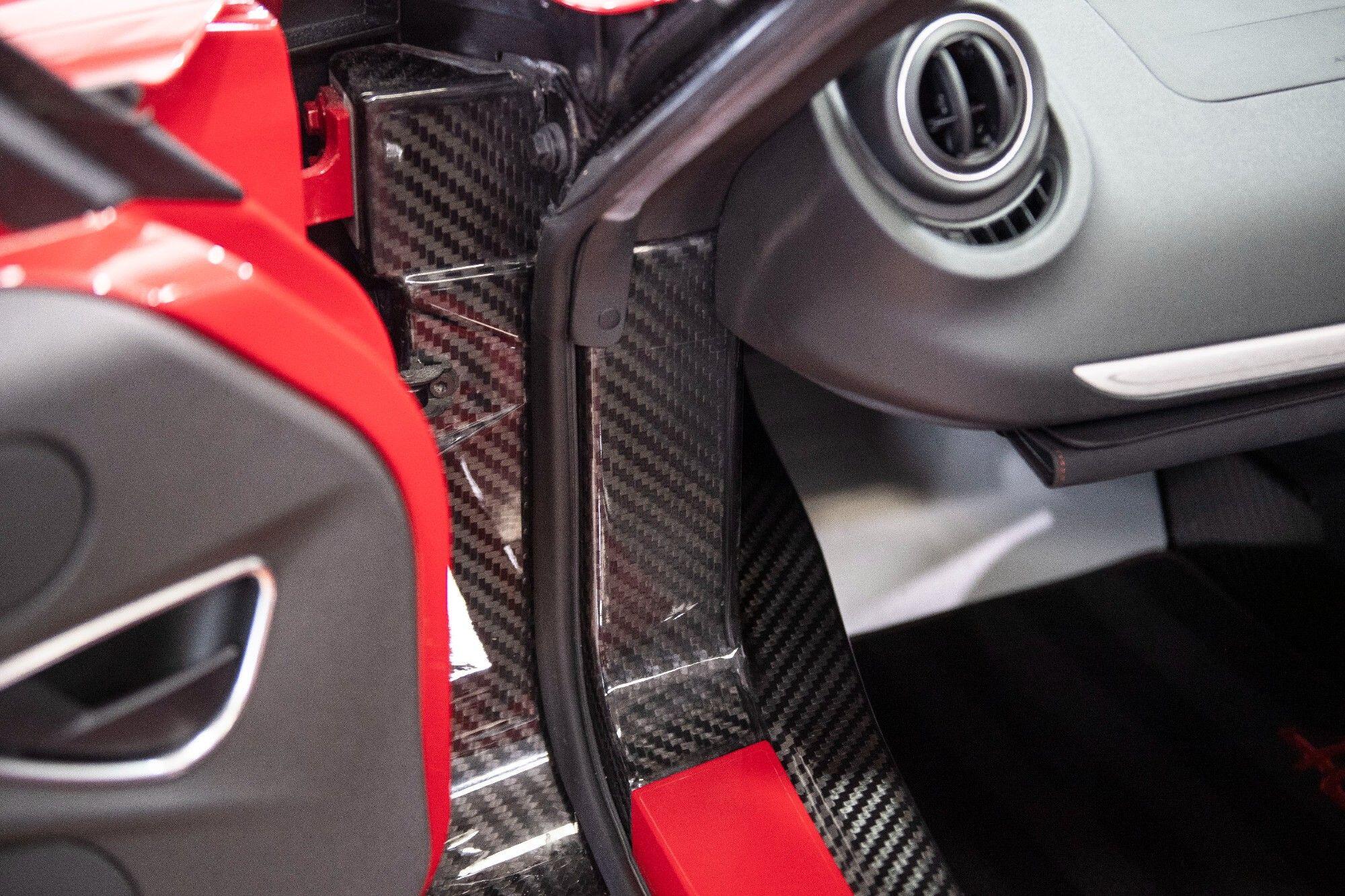 Alfa Romeo 4C view 34