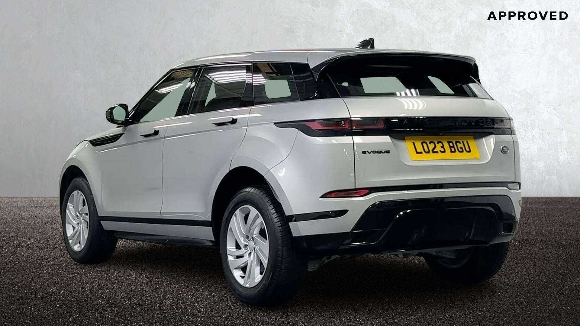 Land Rover Range Rover Evoque view 2