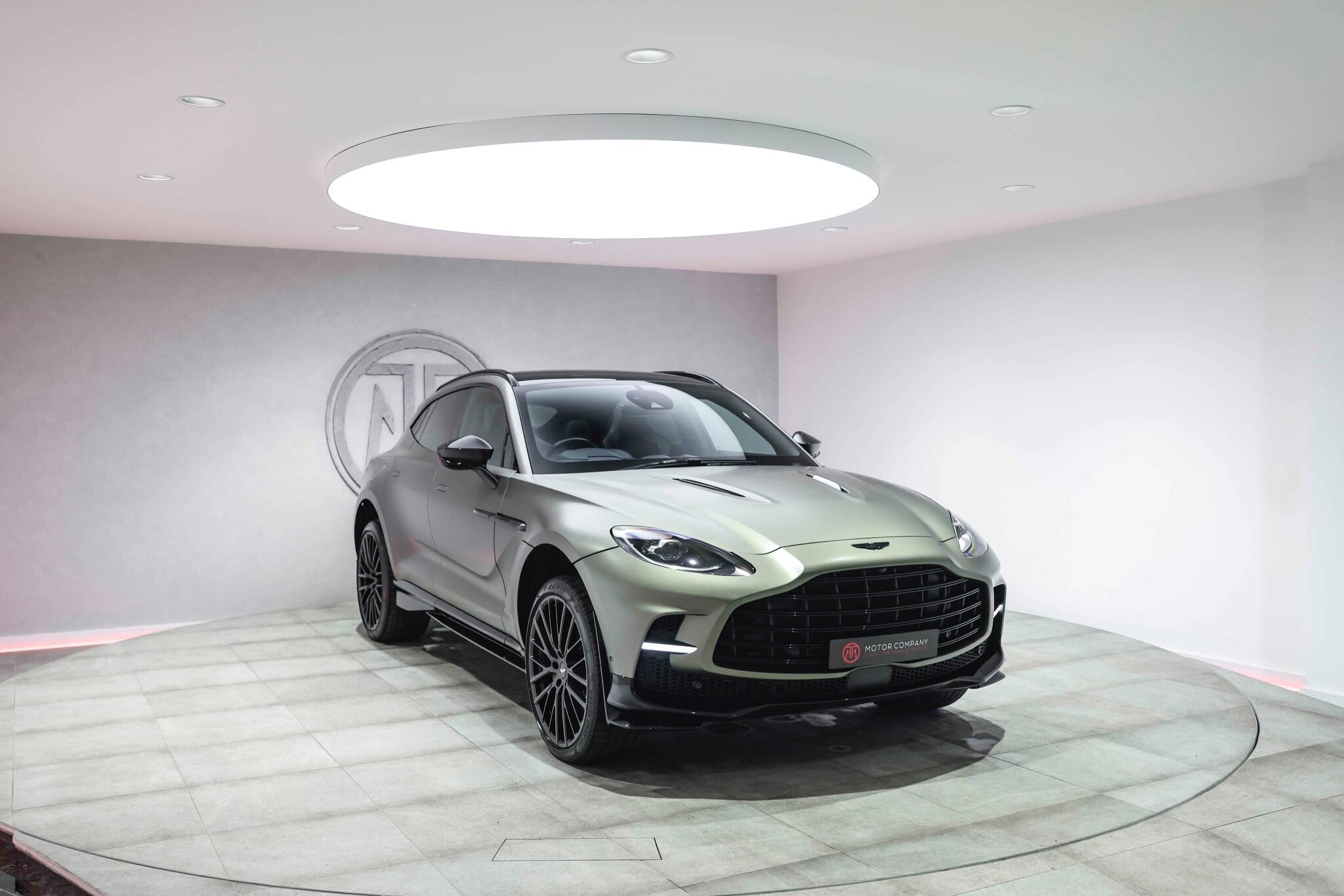 Aston Martin DBX main image