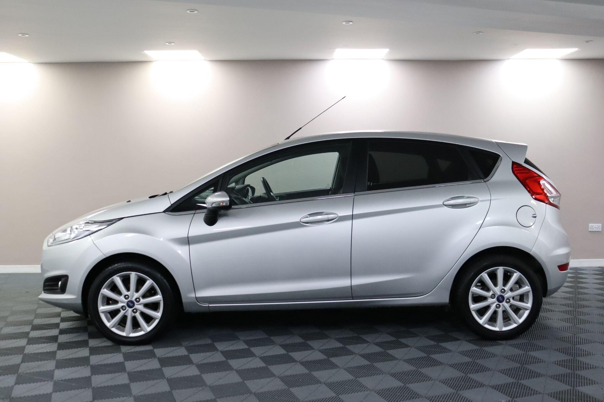 Ford Fiesta view 18