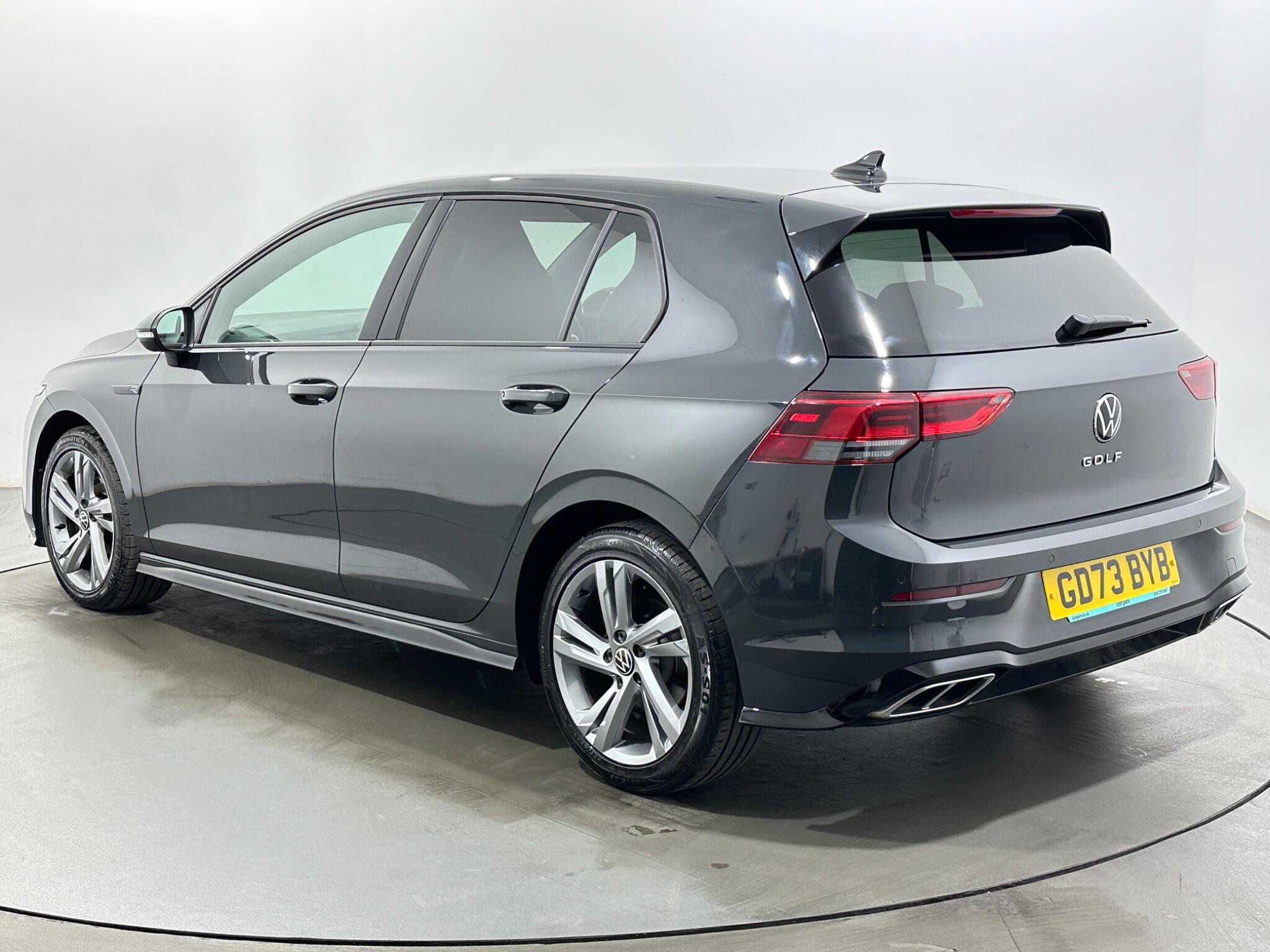Volkswagen Golf view 6