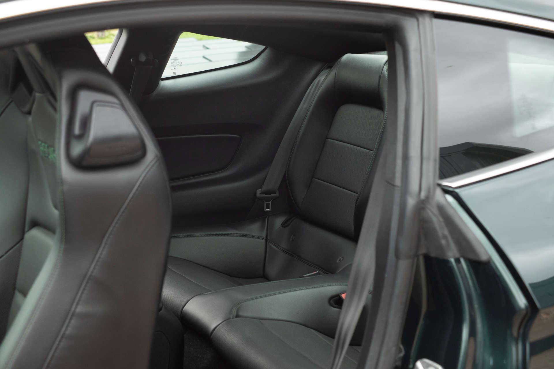 Ford Mustang view 28