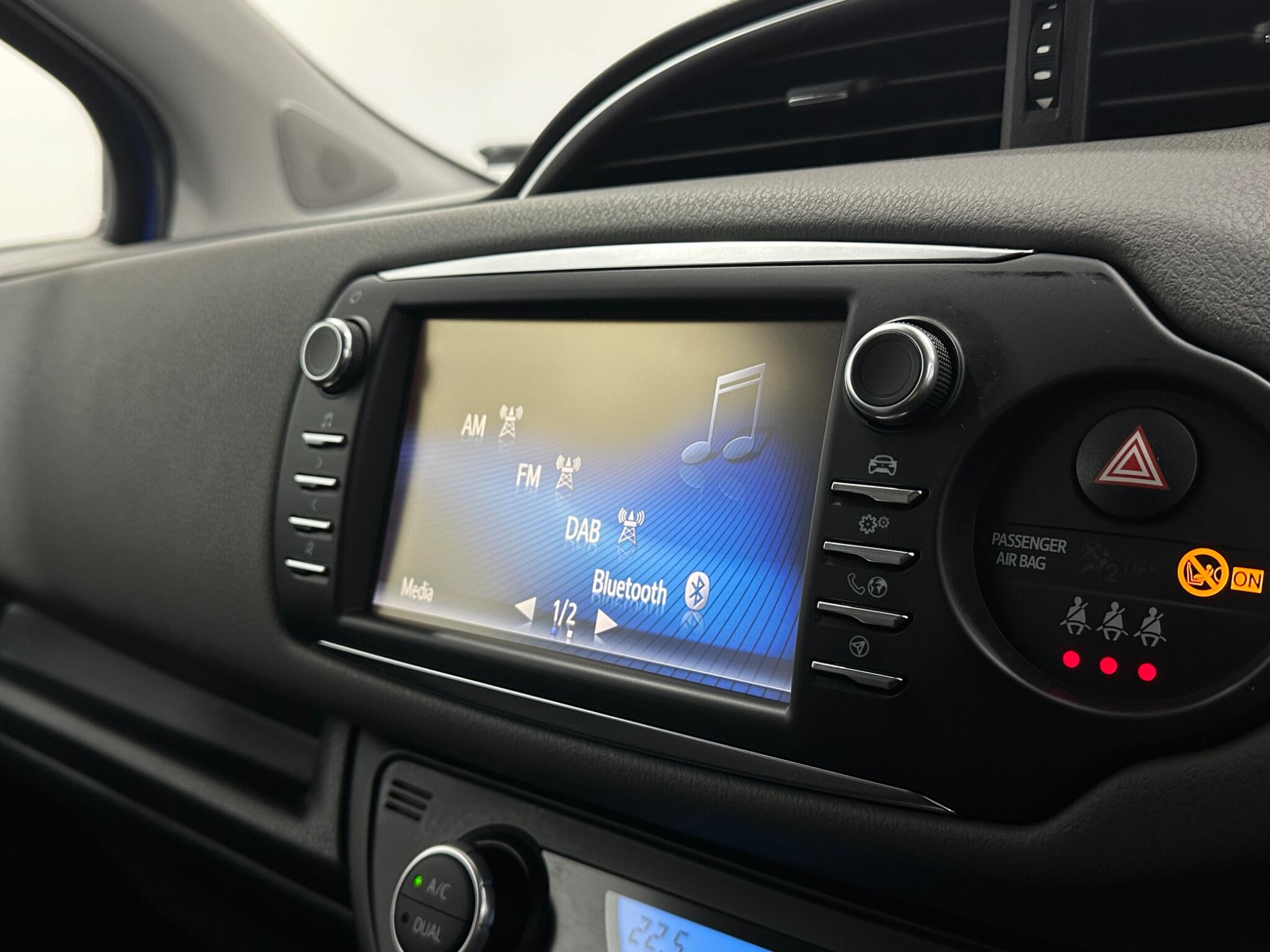 Toyota Yaris view 21