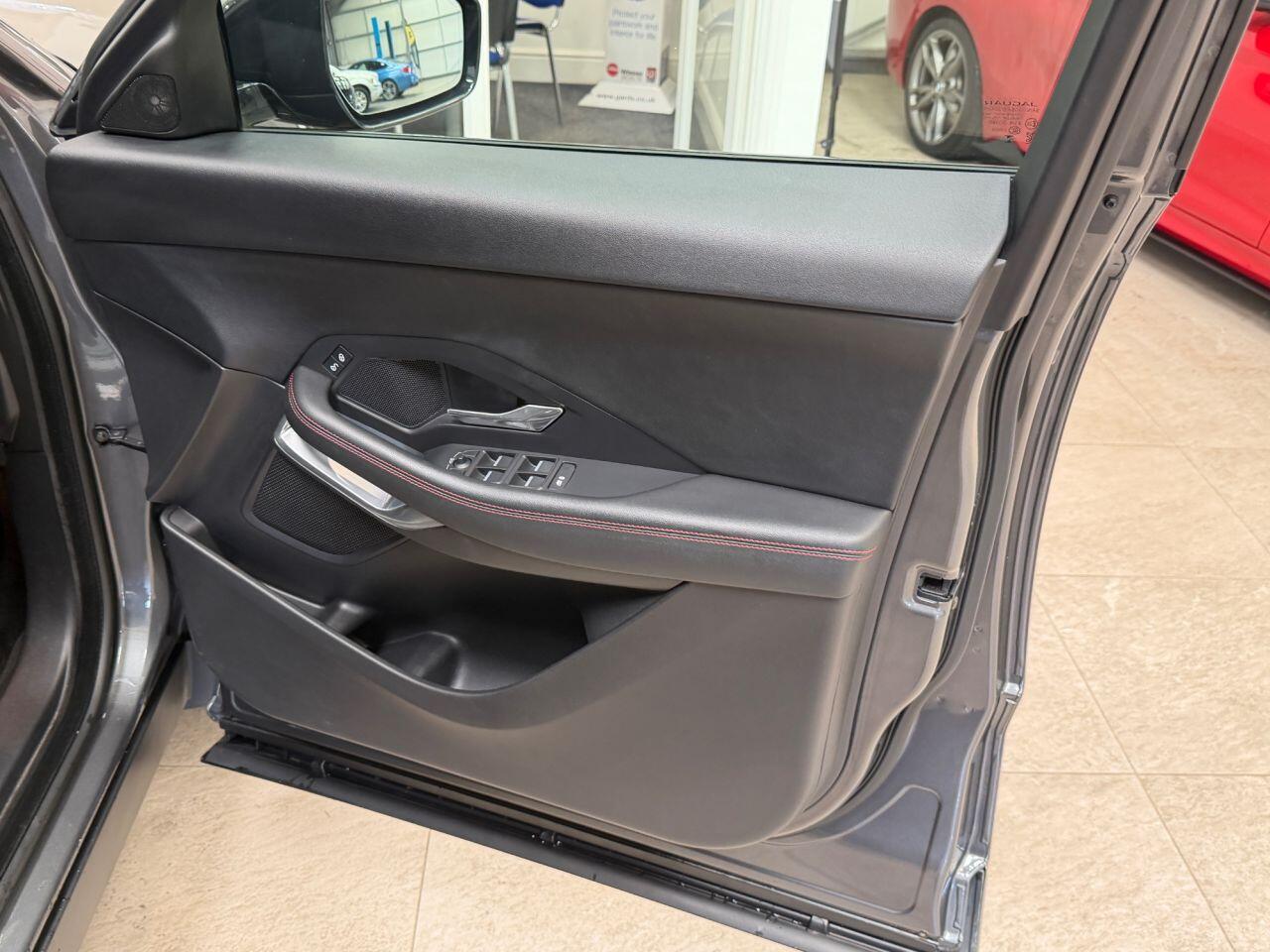 Jaguar E-Pace view 37