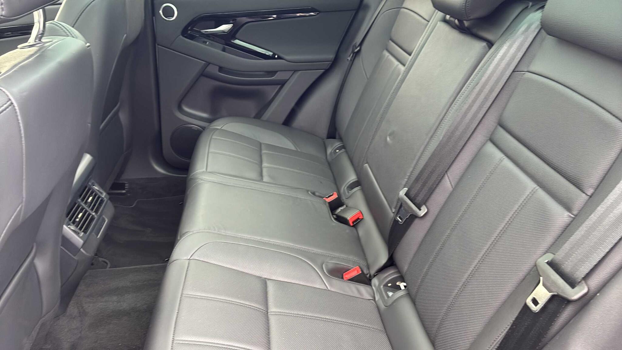 Land Rover Range Rover Evoque view 4