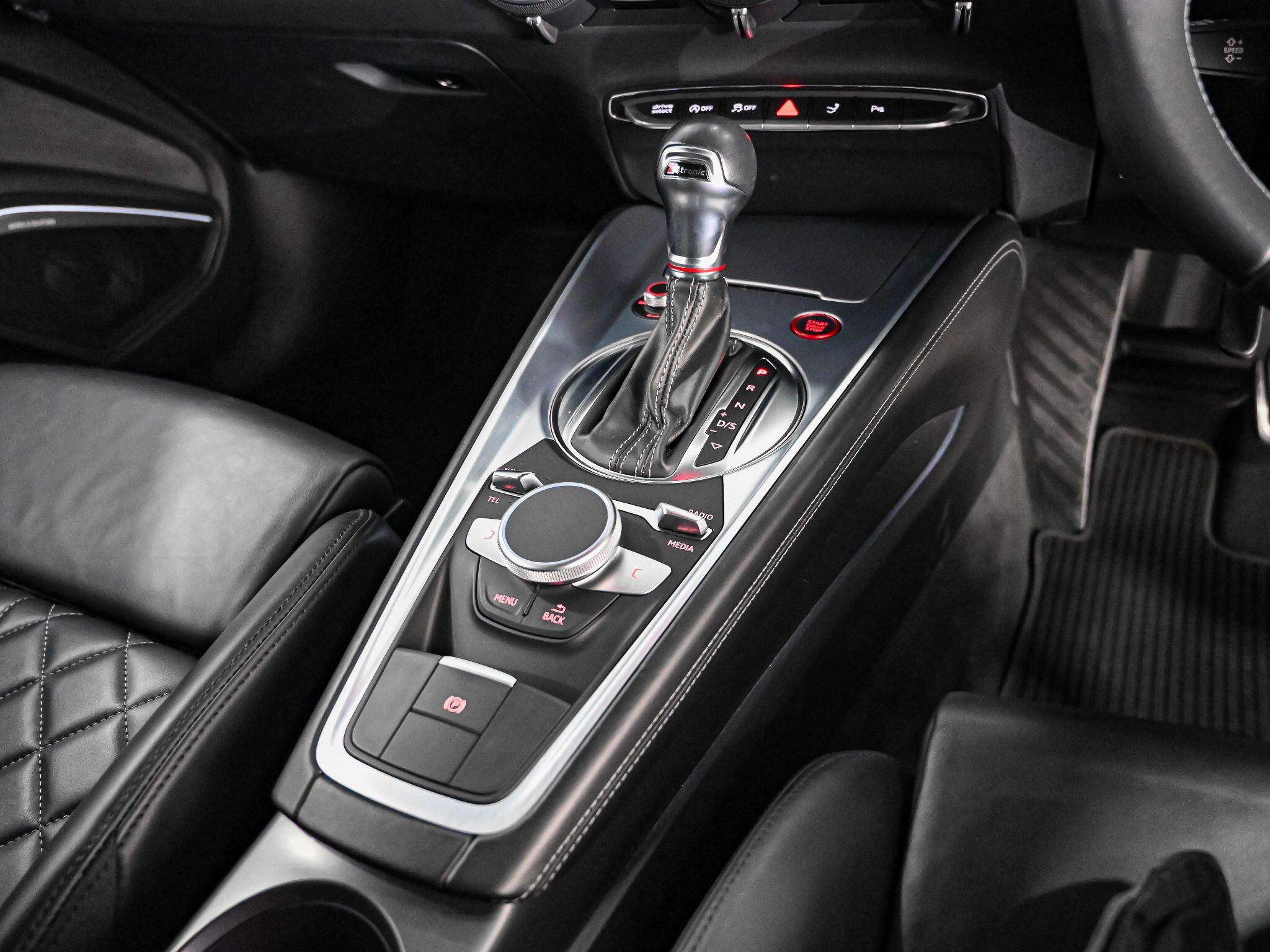 Audi TTS view 8