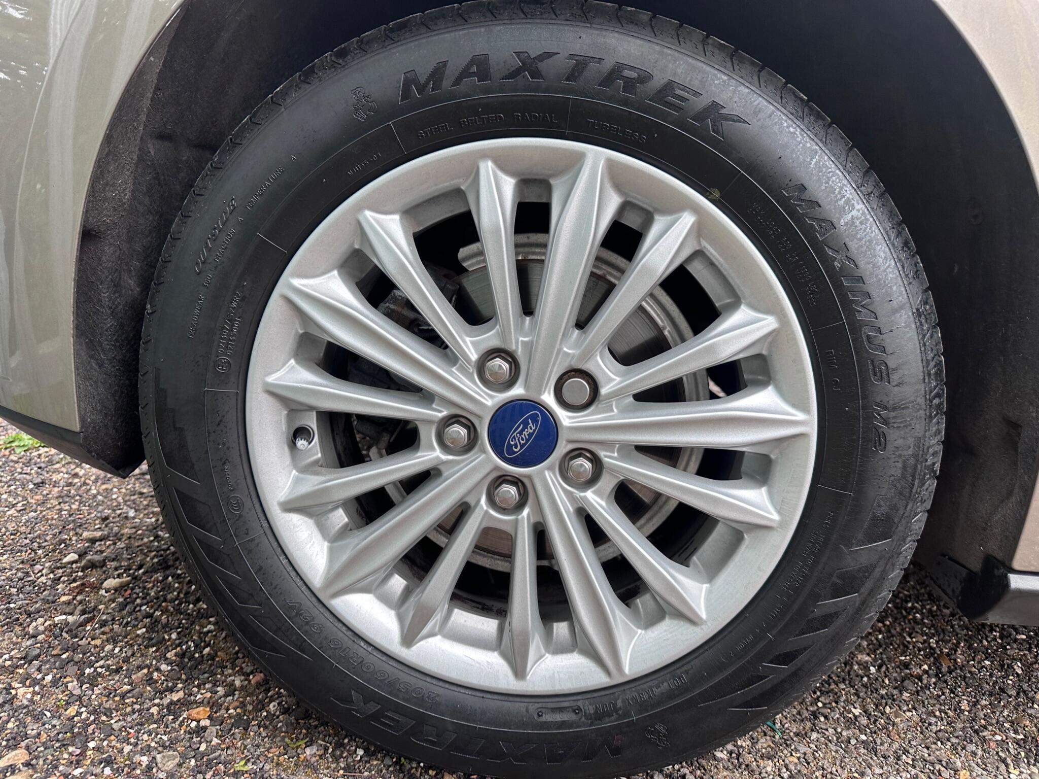 2019 Ford Focus image 33