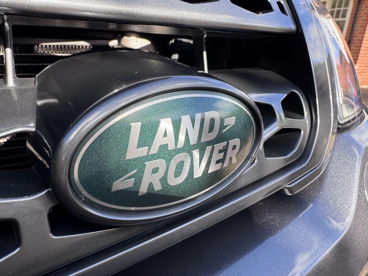 Land Rover Range Rover Evoque view 28