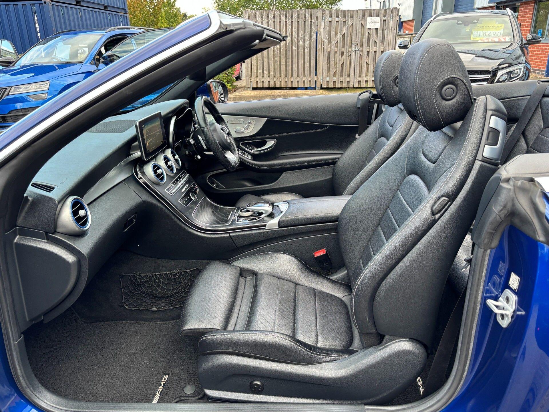 Mercedes-Benz C-Class view 18