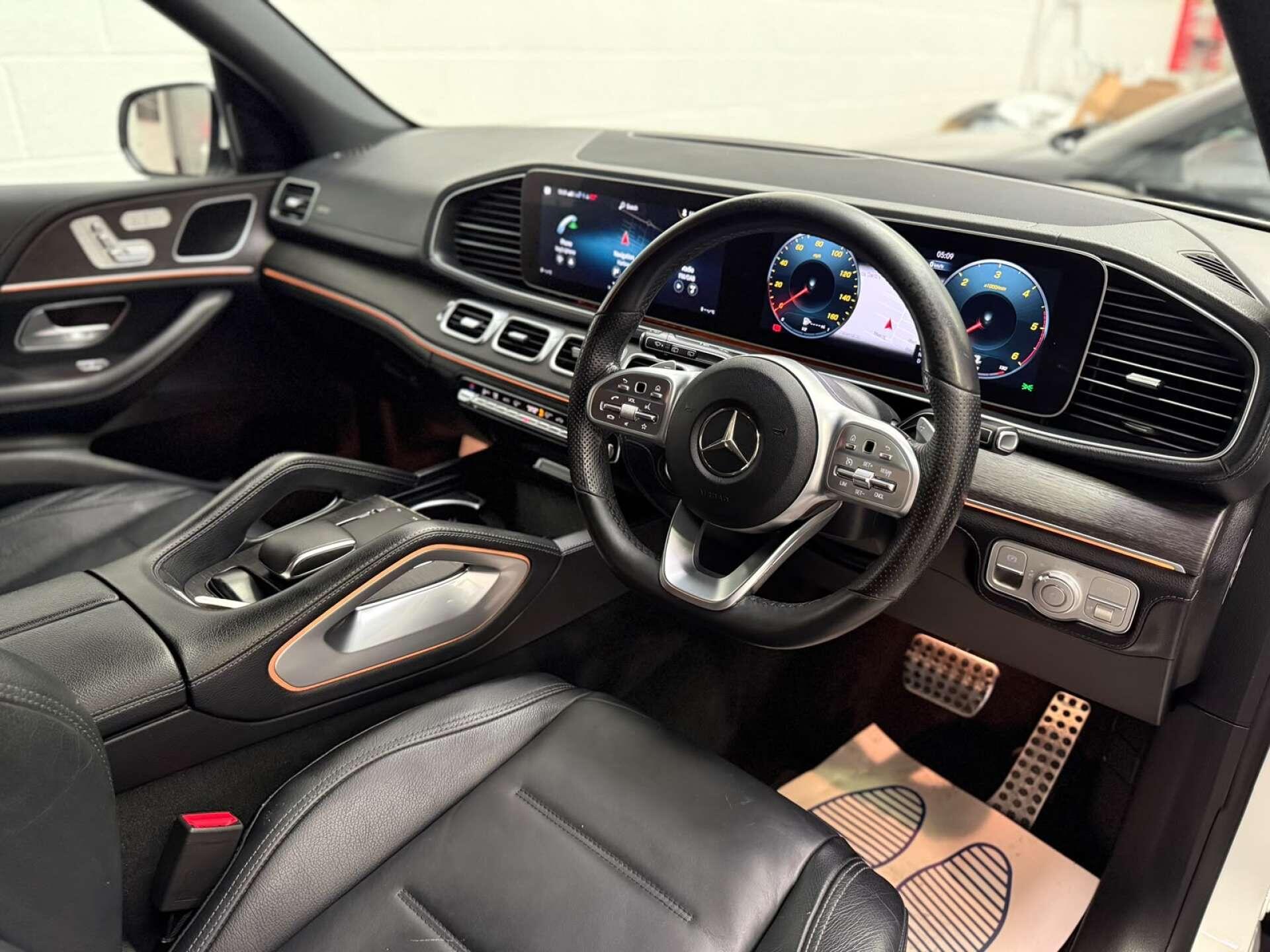 Mercedes-Benz Gle view 12