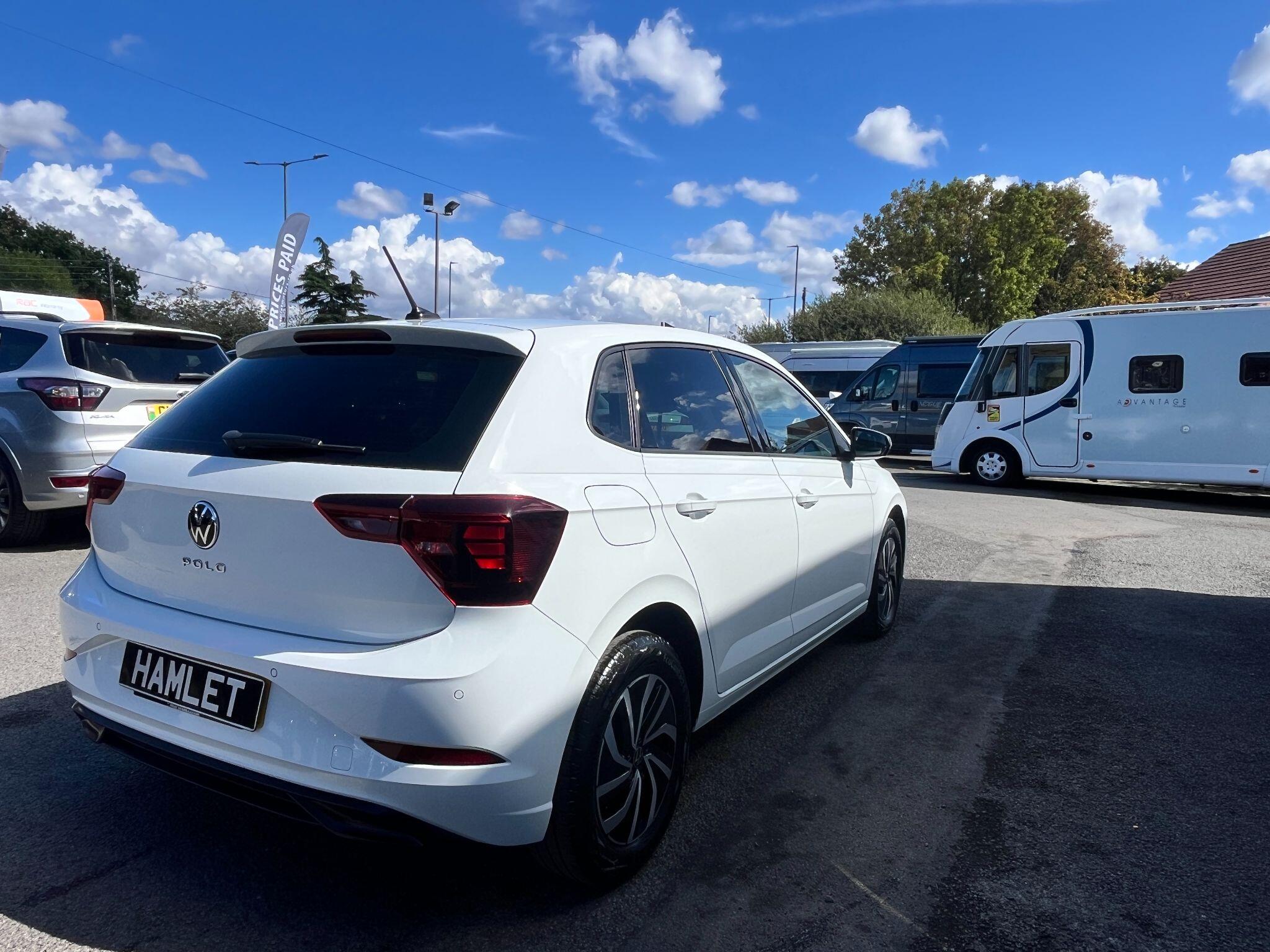 Volkswagen Polo view 5