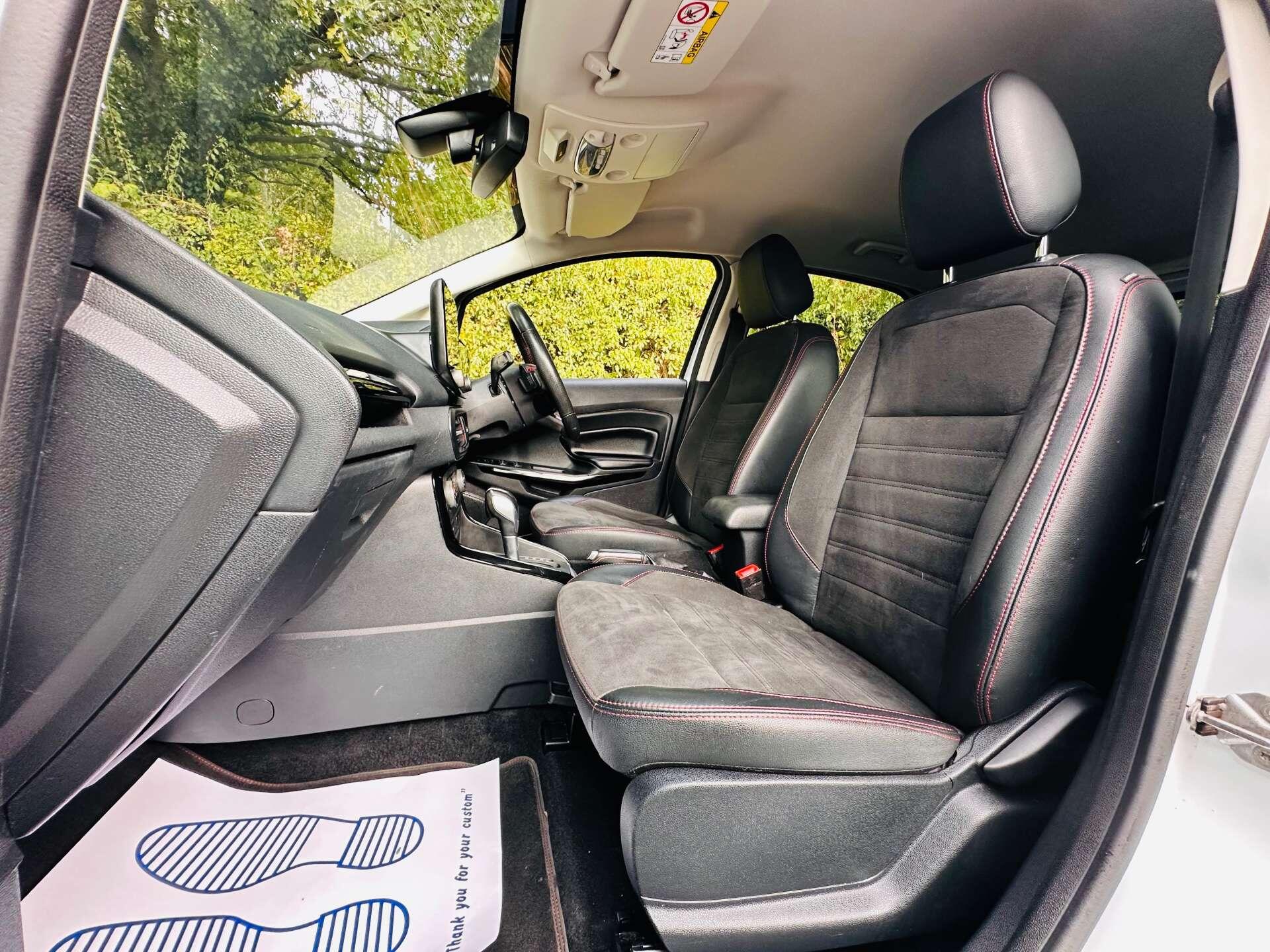 Ford Ecosport view 9
