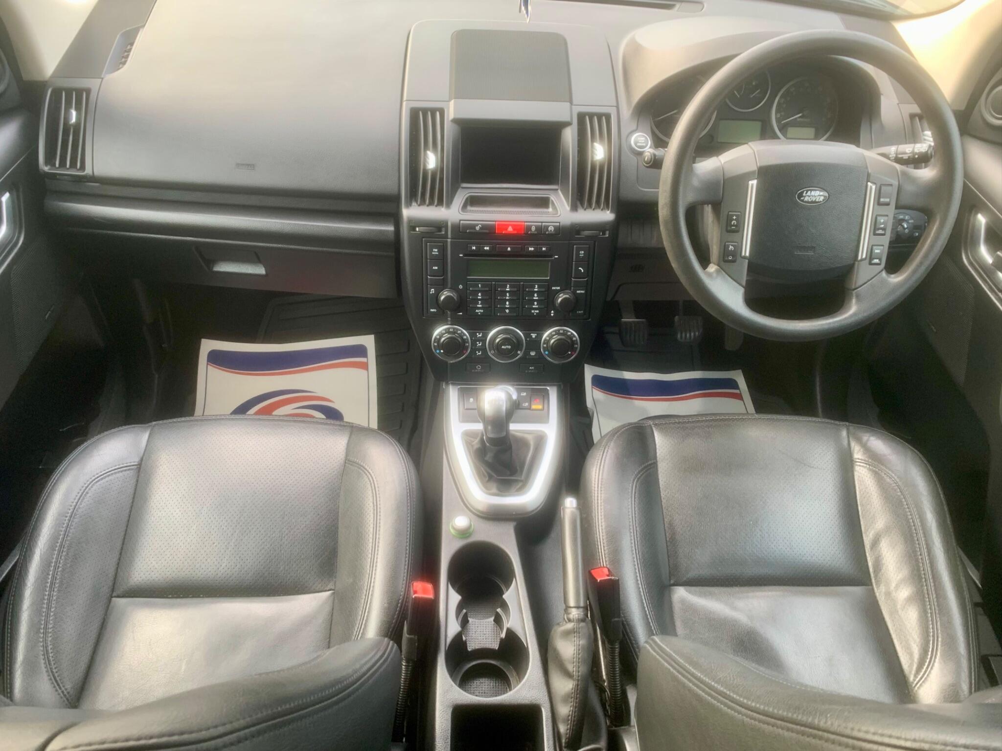 Land Rover Freelander 2 view 15
