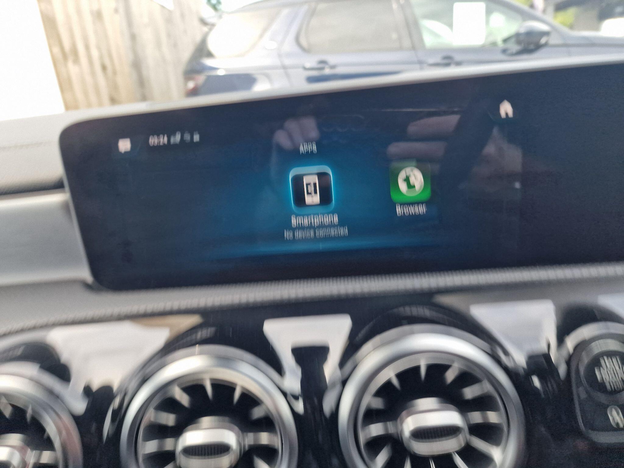Mercedes-Benz CLA view 13