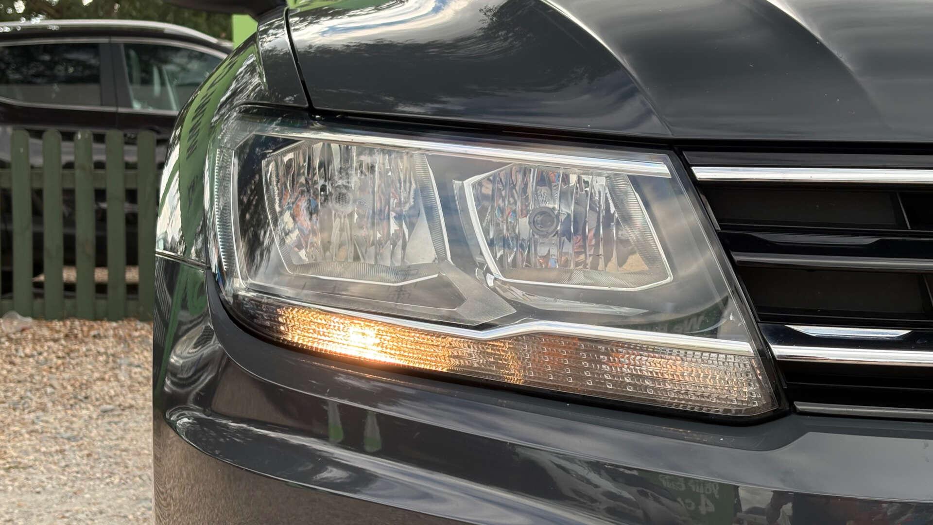 Volkswagen Tiguan view 51