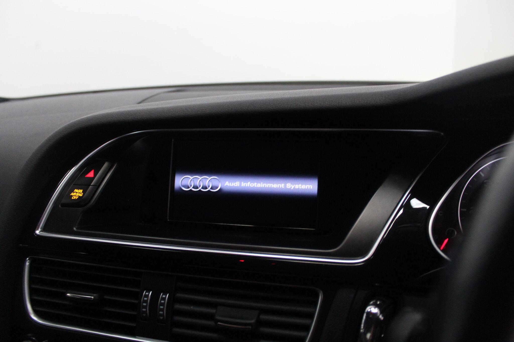 Audi A4 view 34