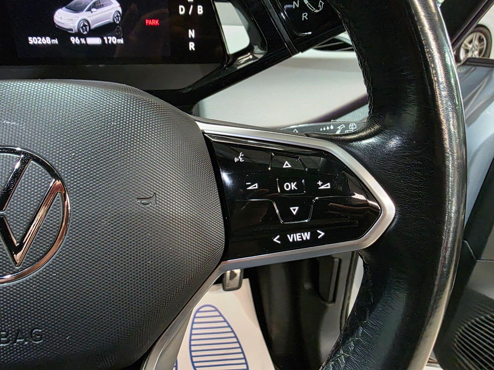 Volkswagen Id.3 view 17