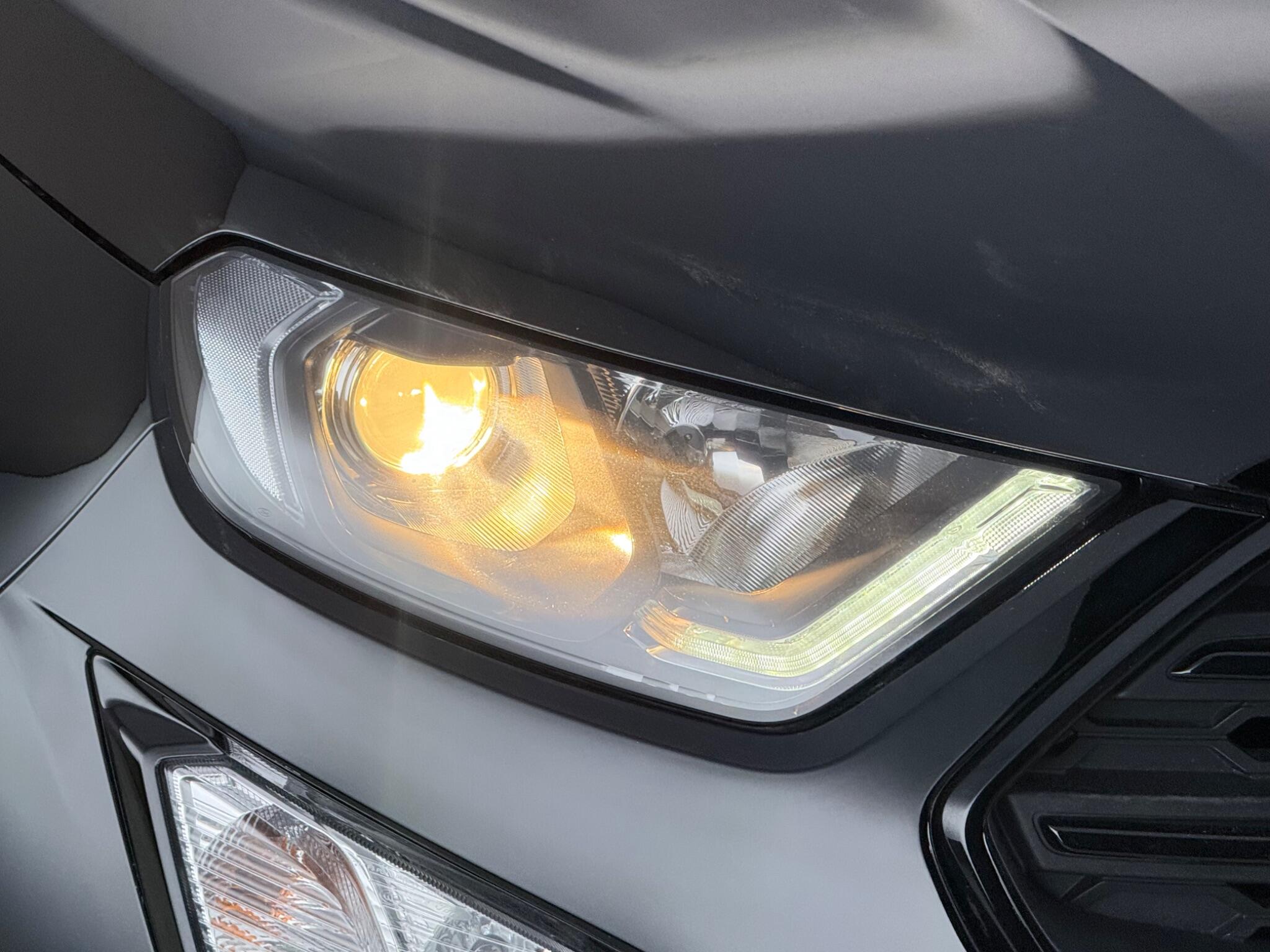 Ford Ecosport view 9