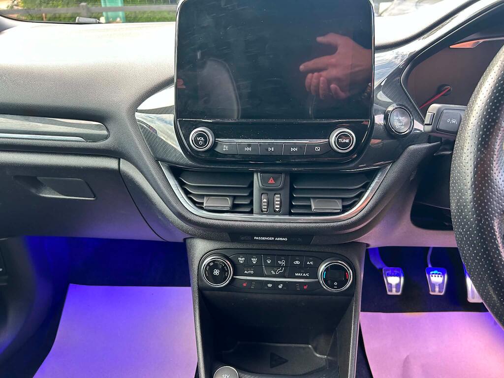 Ford Fiesta view 12