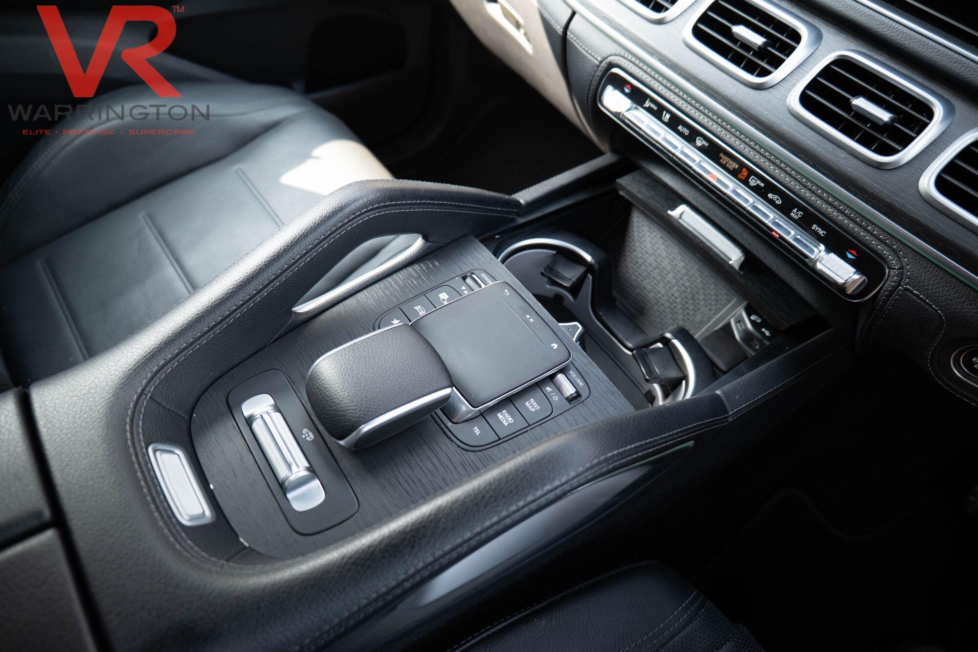 Mercedes-Benz Gle view 26