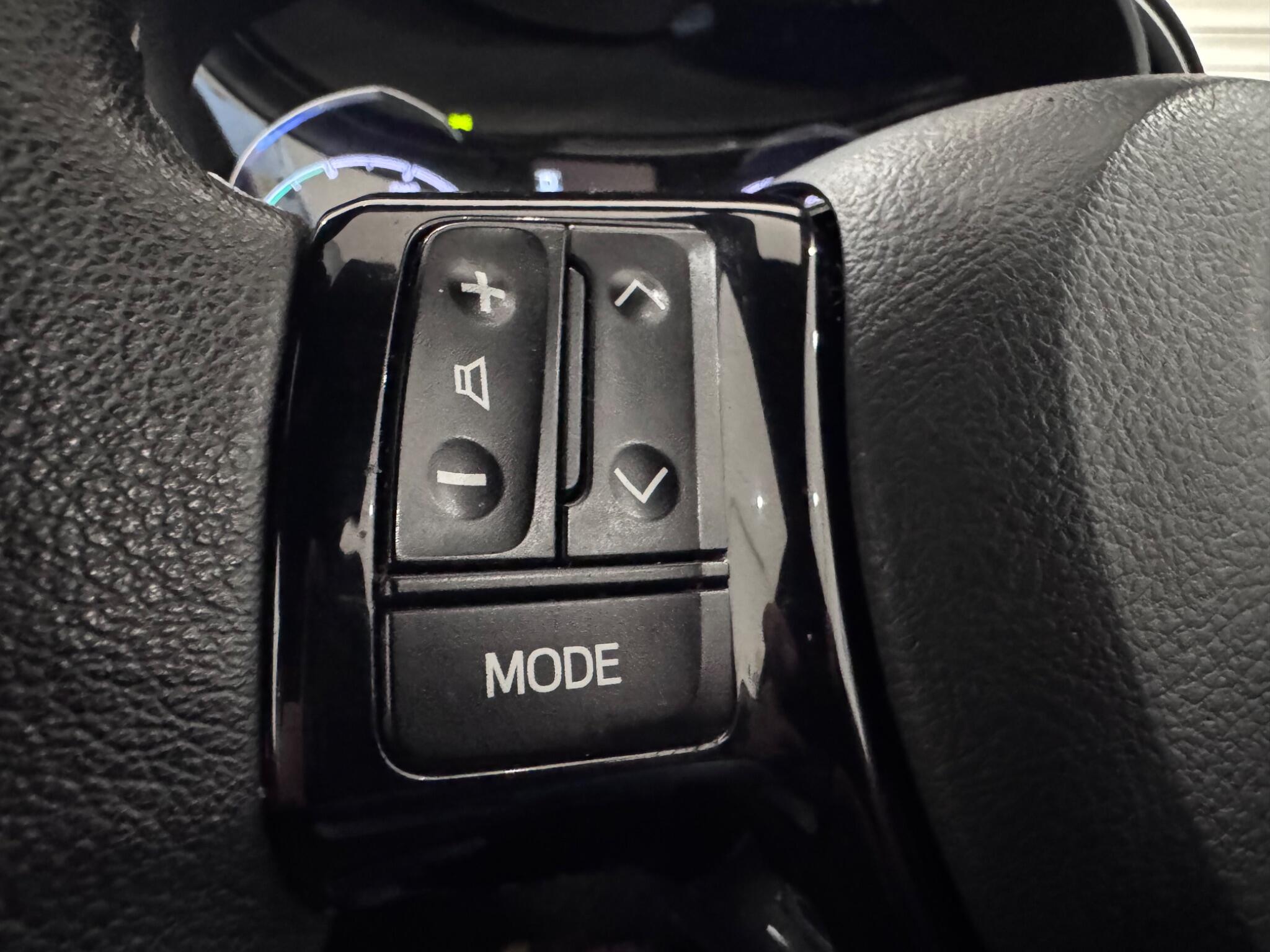 Toyota Yaris view 15