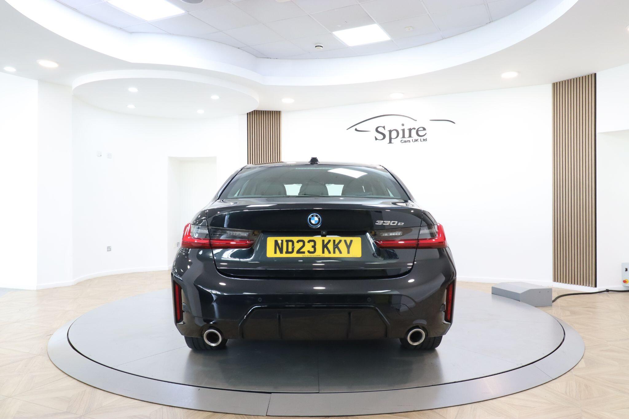 BMW 3 Series view 7