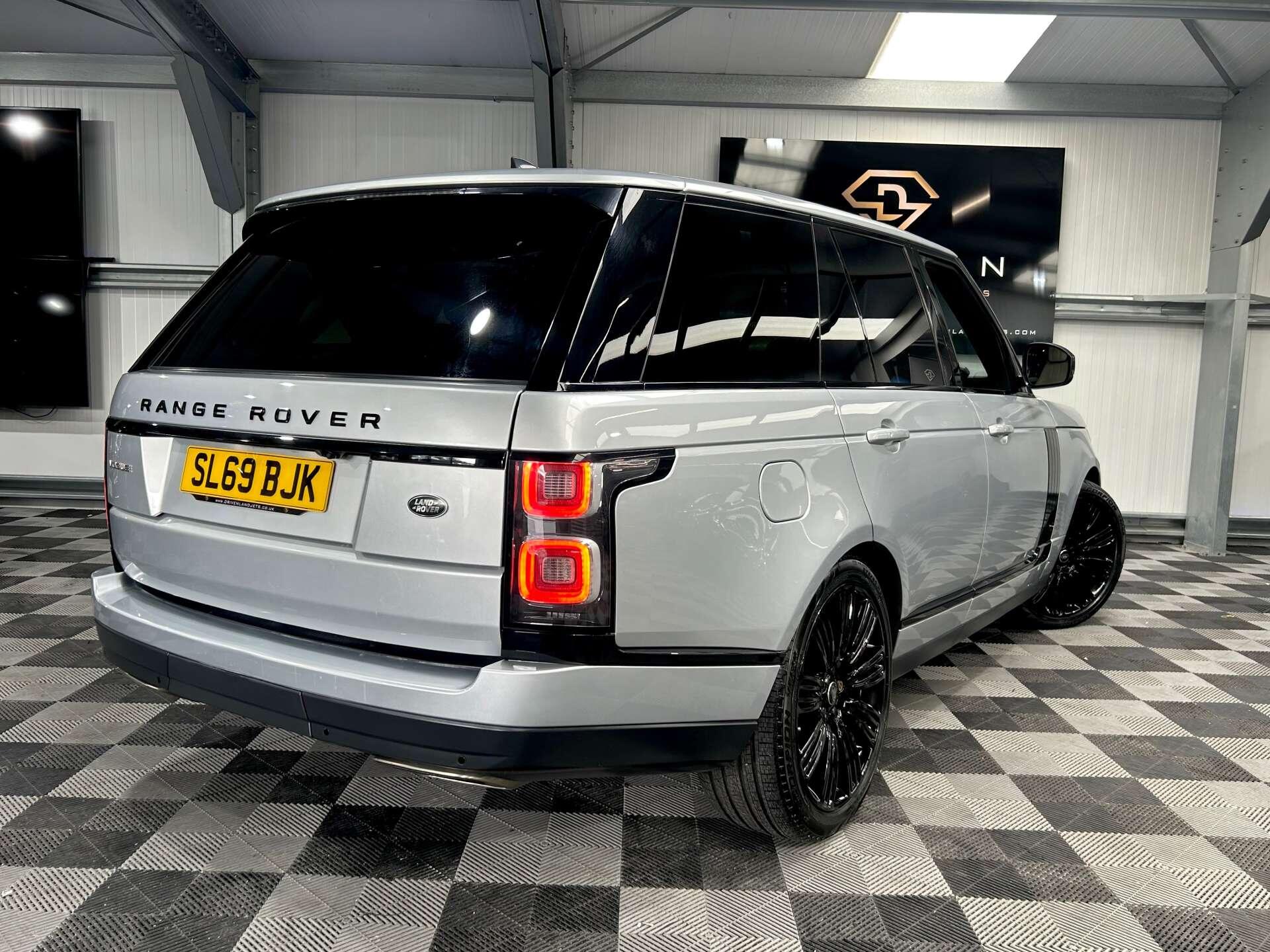 Land Rover Range Rover view 13