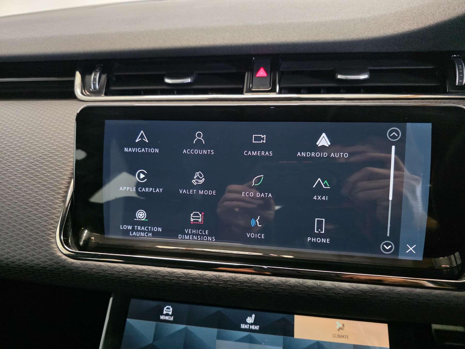 Land Rover Range Rover Evoque view 22