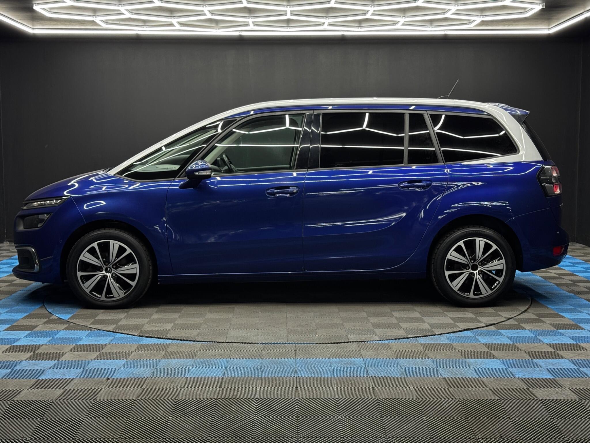 Citroen Grand C4 Spacetourer view 8