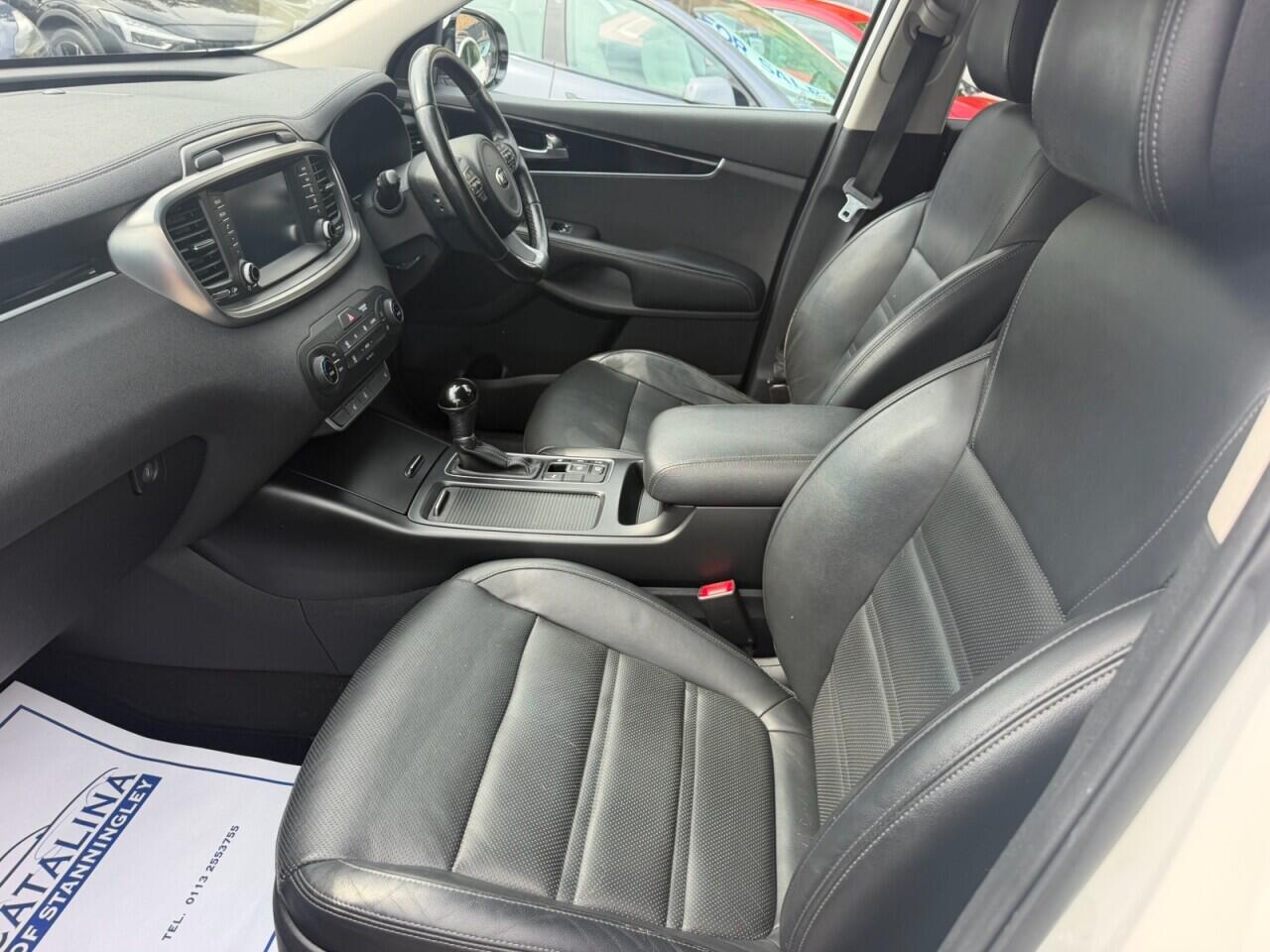 Kia Sorento view 15