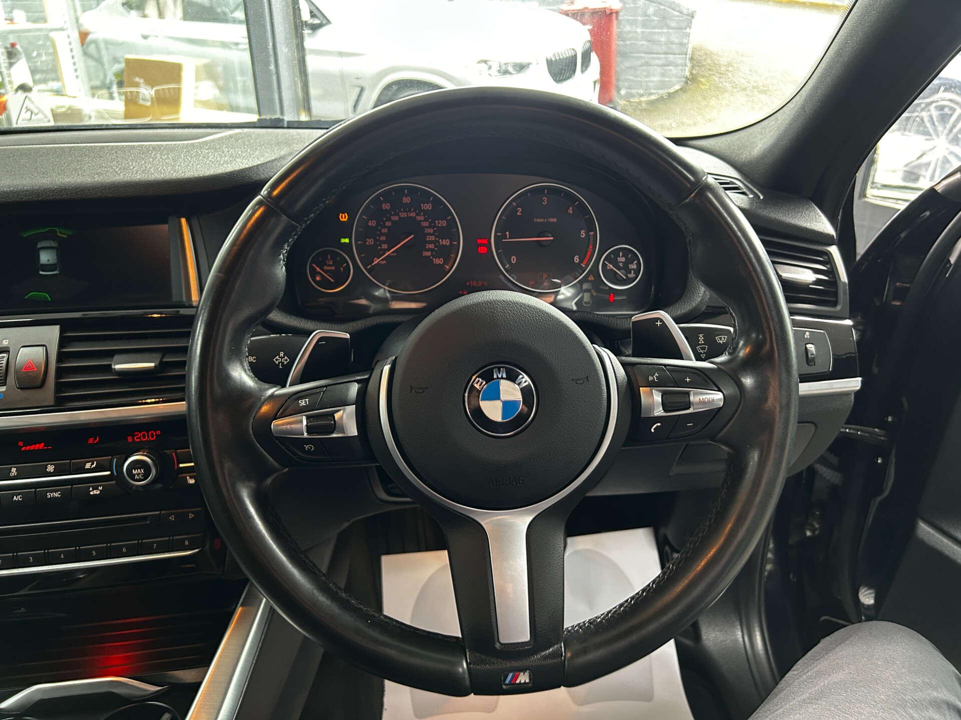 BMW X4 view 42