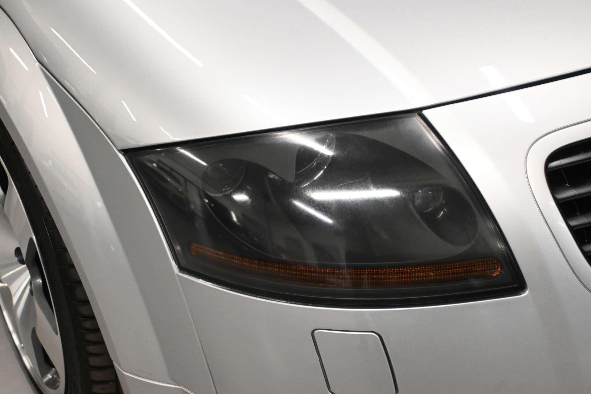 Audi TT view 60