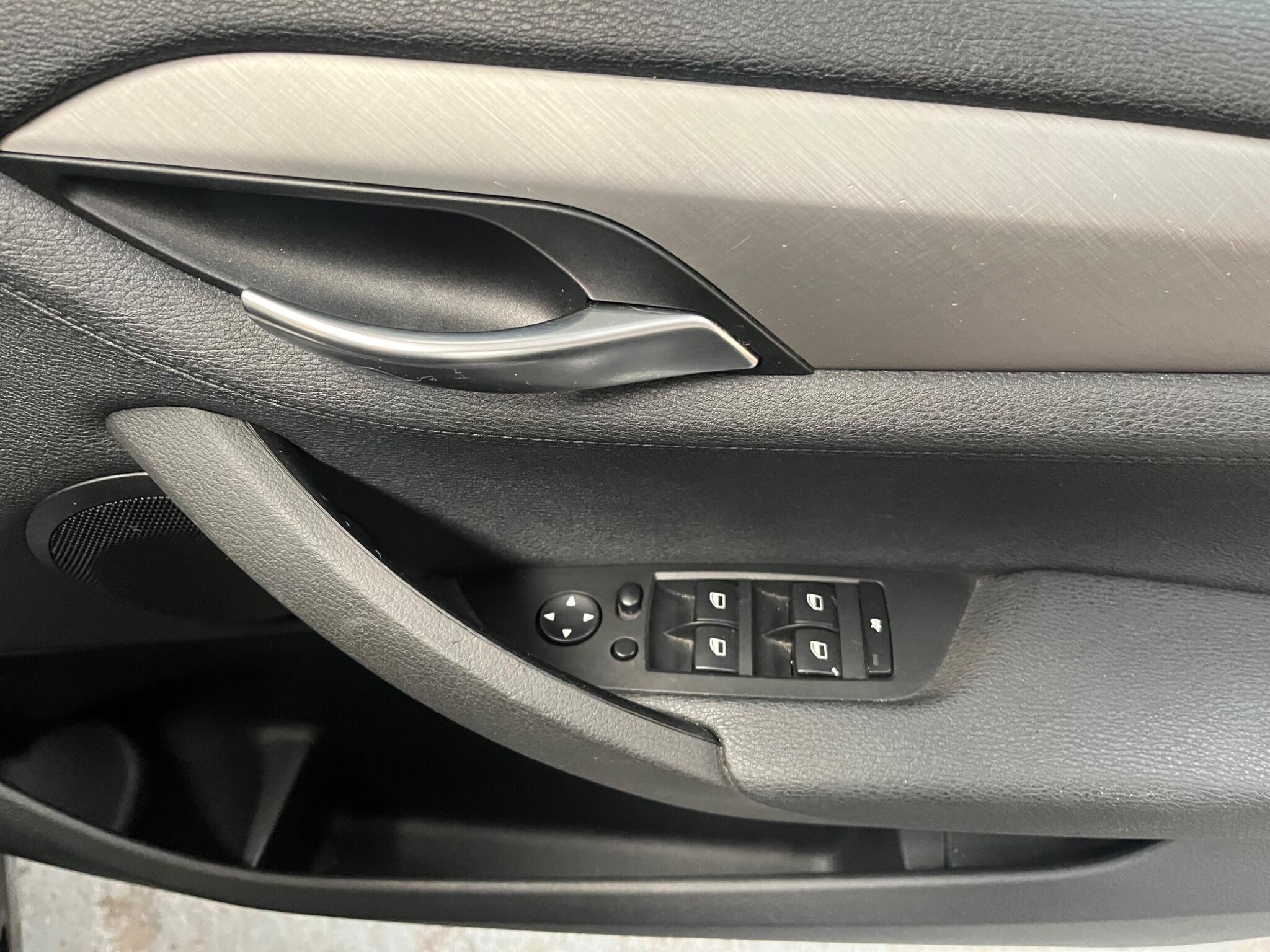 BMW X1 view 28